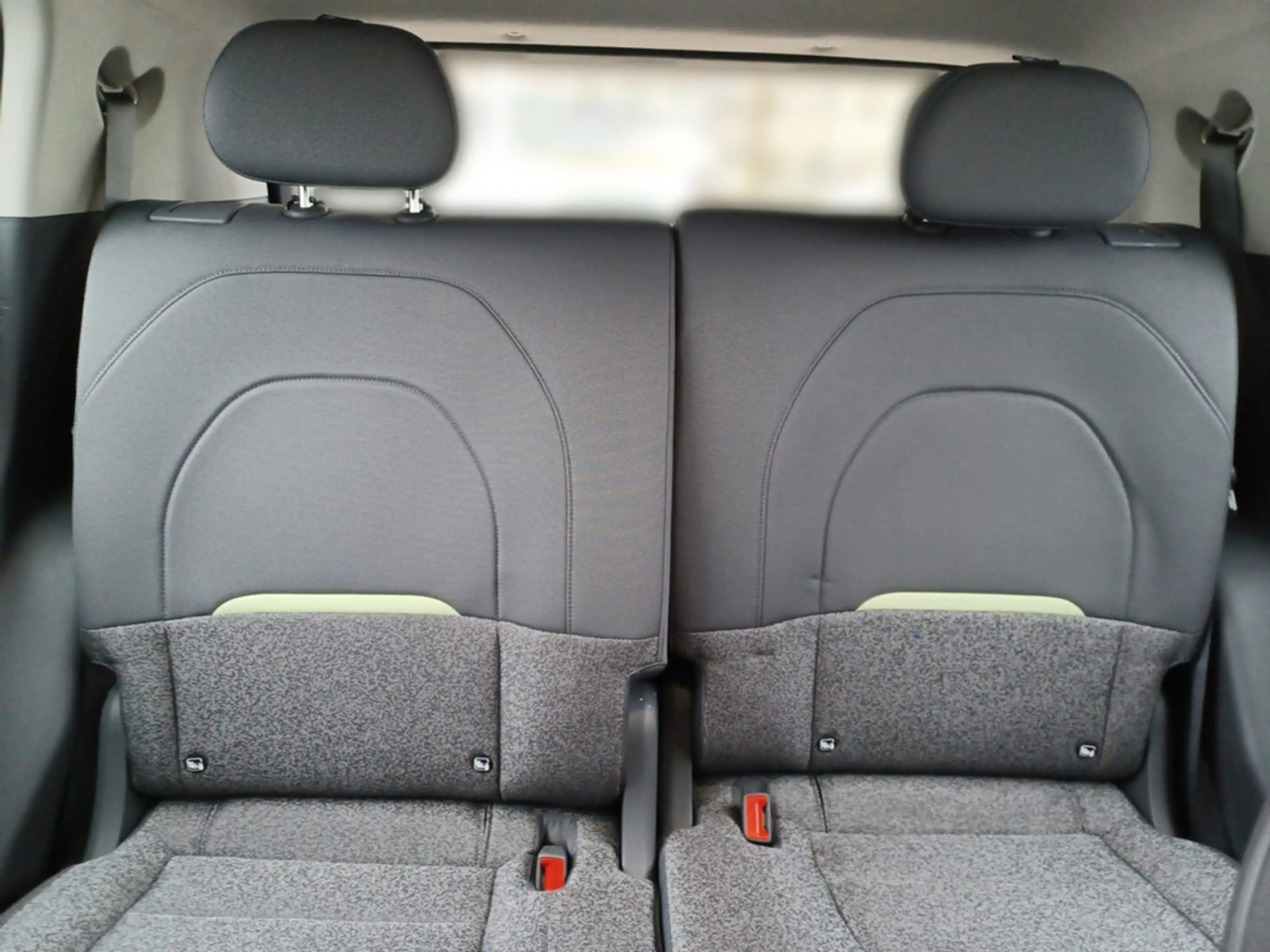 Kia EV2 42.2 4 Sitze EARTH WIC TEC DWP Allwetter sofort verfügbar! — photo 15