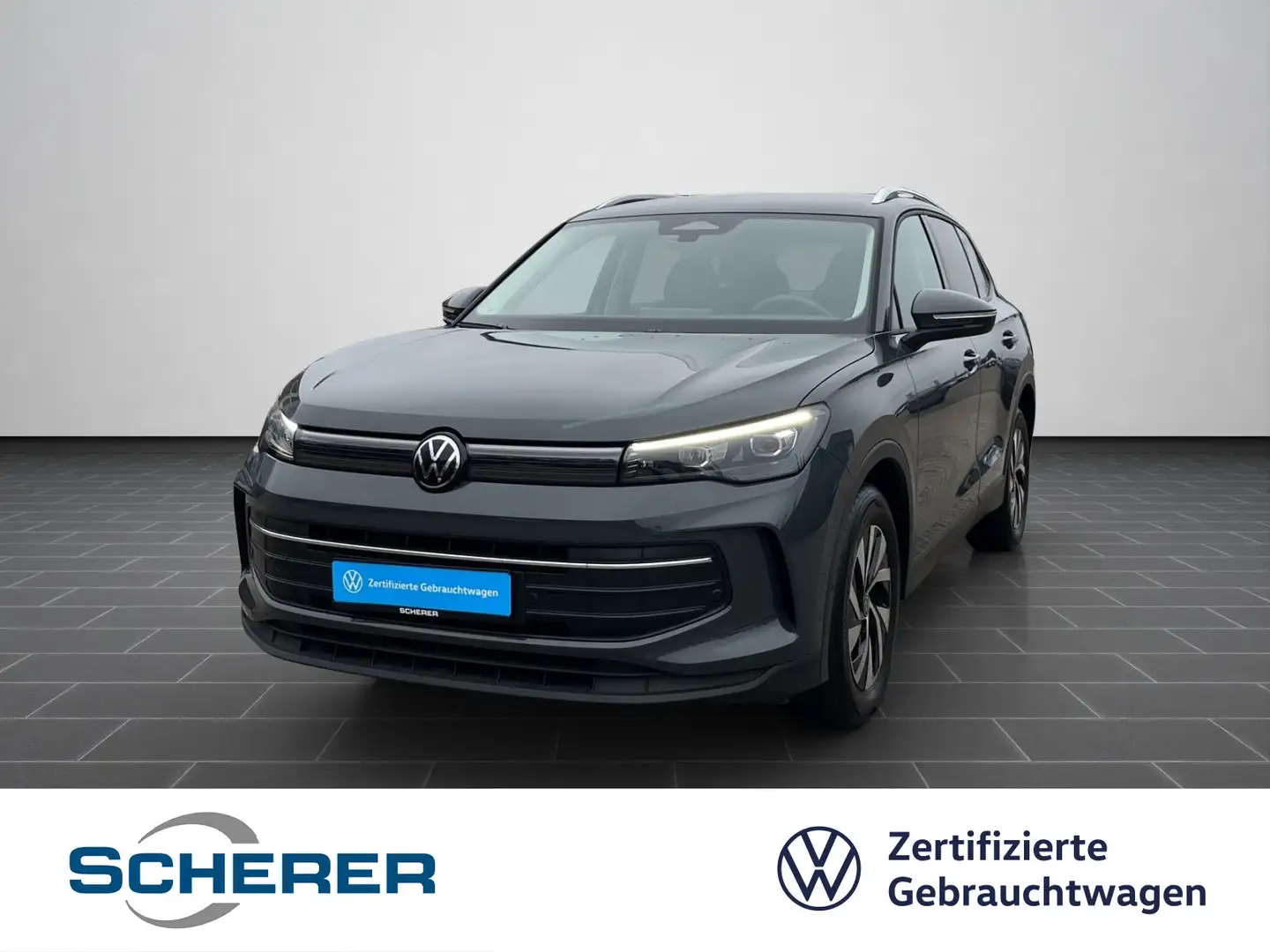 Volkswagen Tiguan Life 1.5 eTSI DSG KAMERA LED+ CONNECT+ Grau - 1