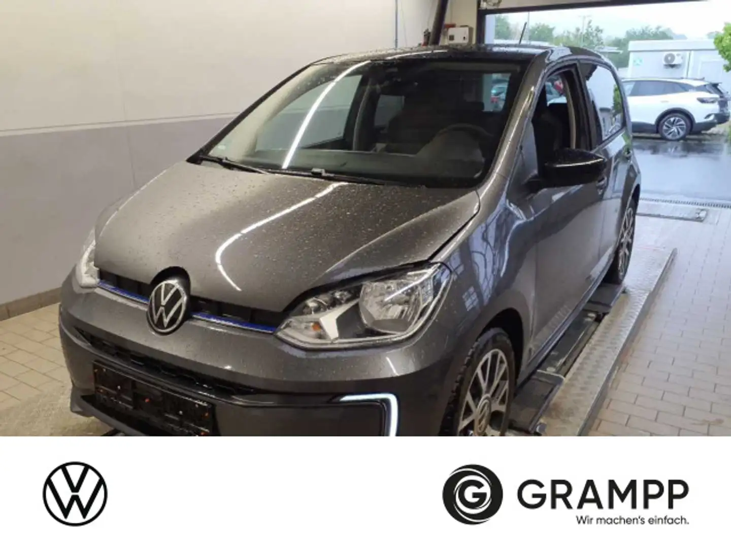 Volkswagen e-up! EDITION +CCS+REAR-VIEW+MAPS&MORE+KLIMA+SHZ Silber - 1