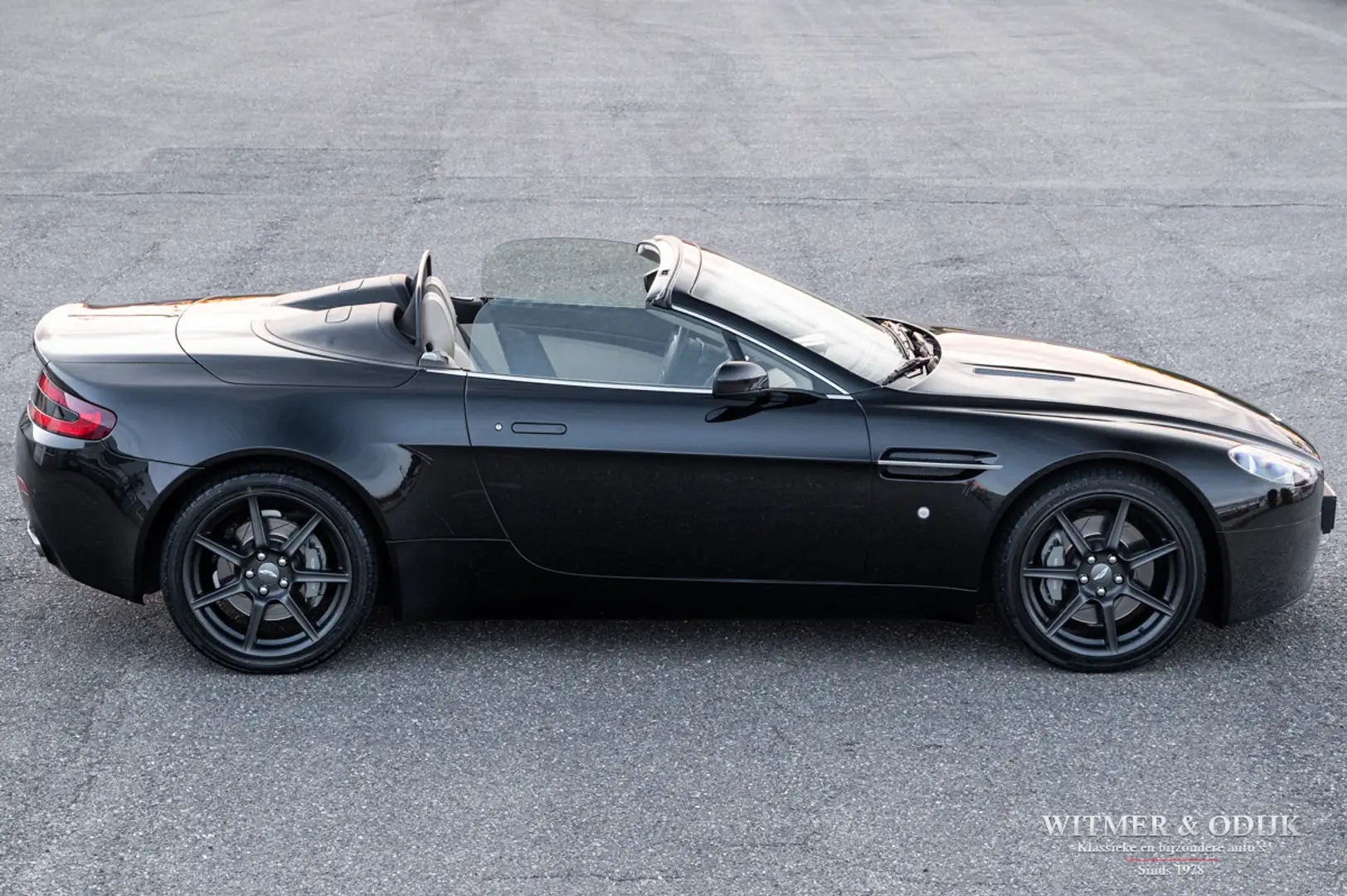 Aston Martin Vantage V8 Roadster 4.3 V8 Manual Чорний - 2