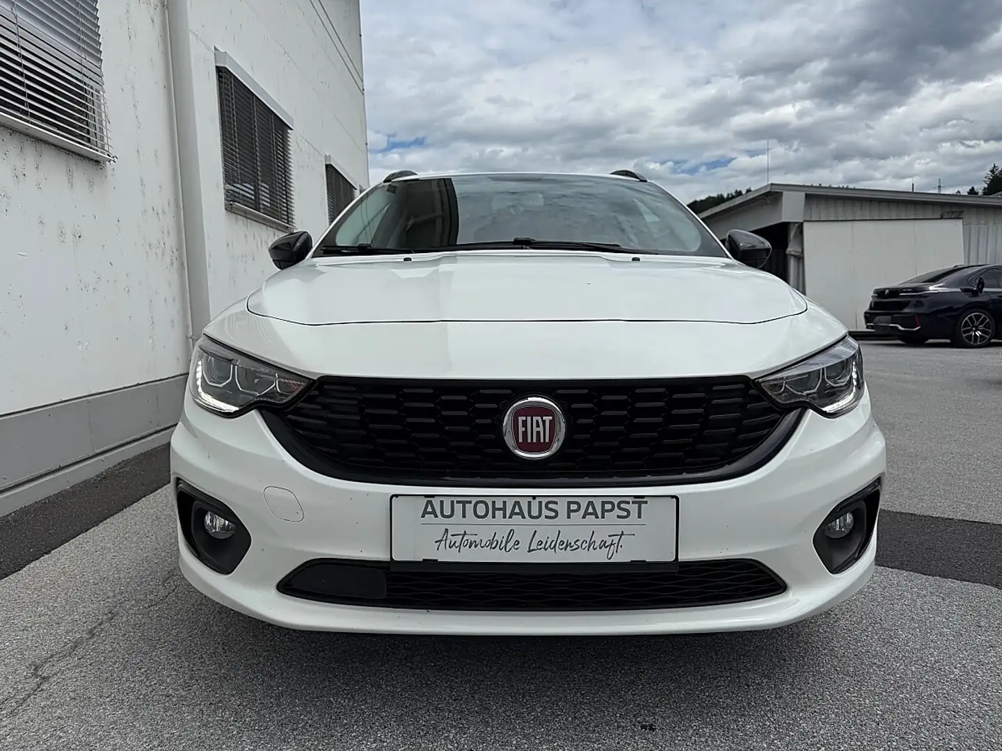 Fiat Tipo 1,6 MultiJet II 120 DIESEL *** S-Design *** Weiß - 2
