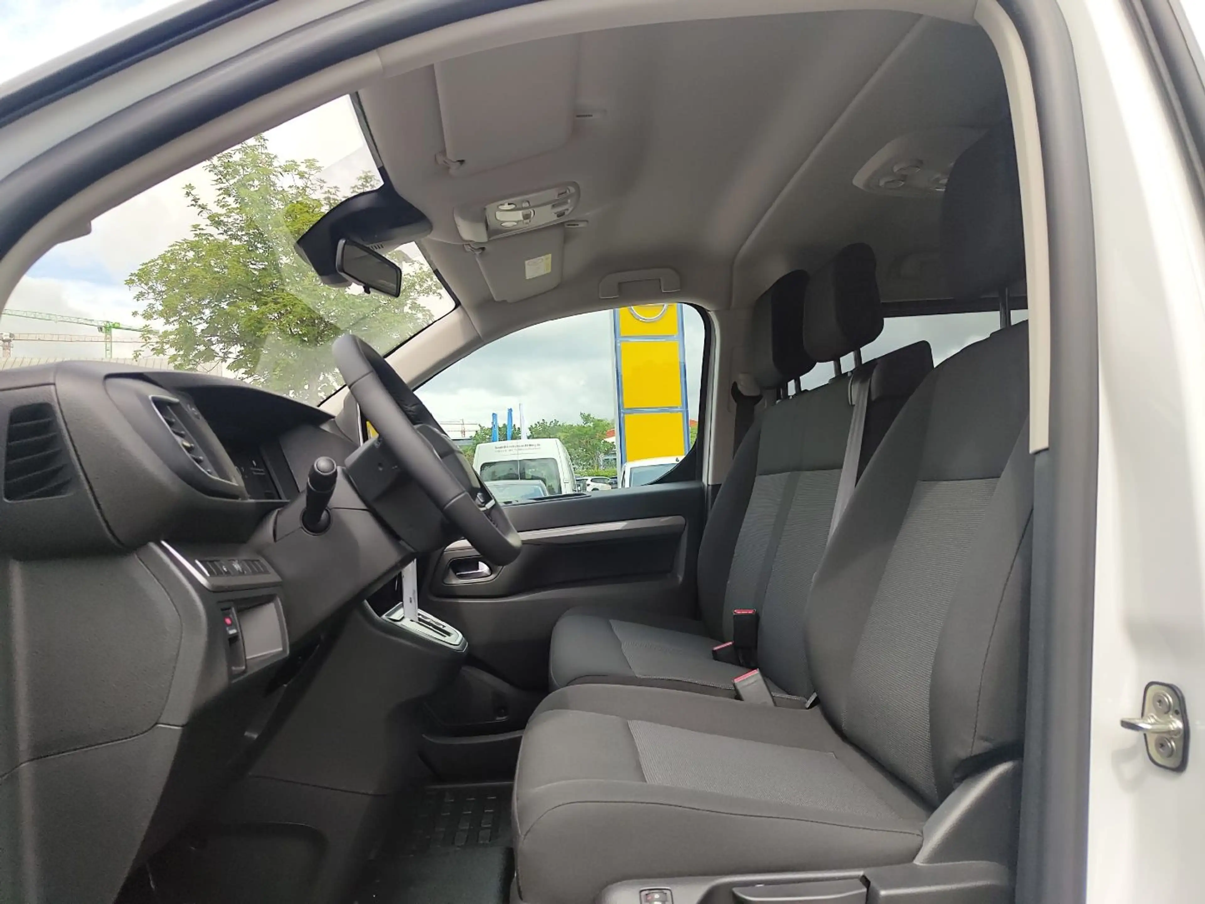 Opel Zafira Life Edition M 9-Sitzer Klima&Connect AHK — photo 7
