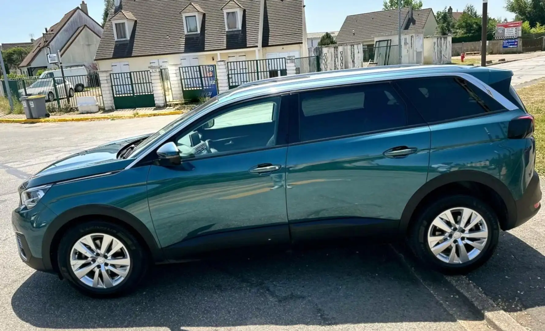 Peugeot 5008 1.2 PT 130 CV BVA6 ENTRETIEN A JOUR DISTRIBUTION N Bleu - 2