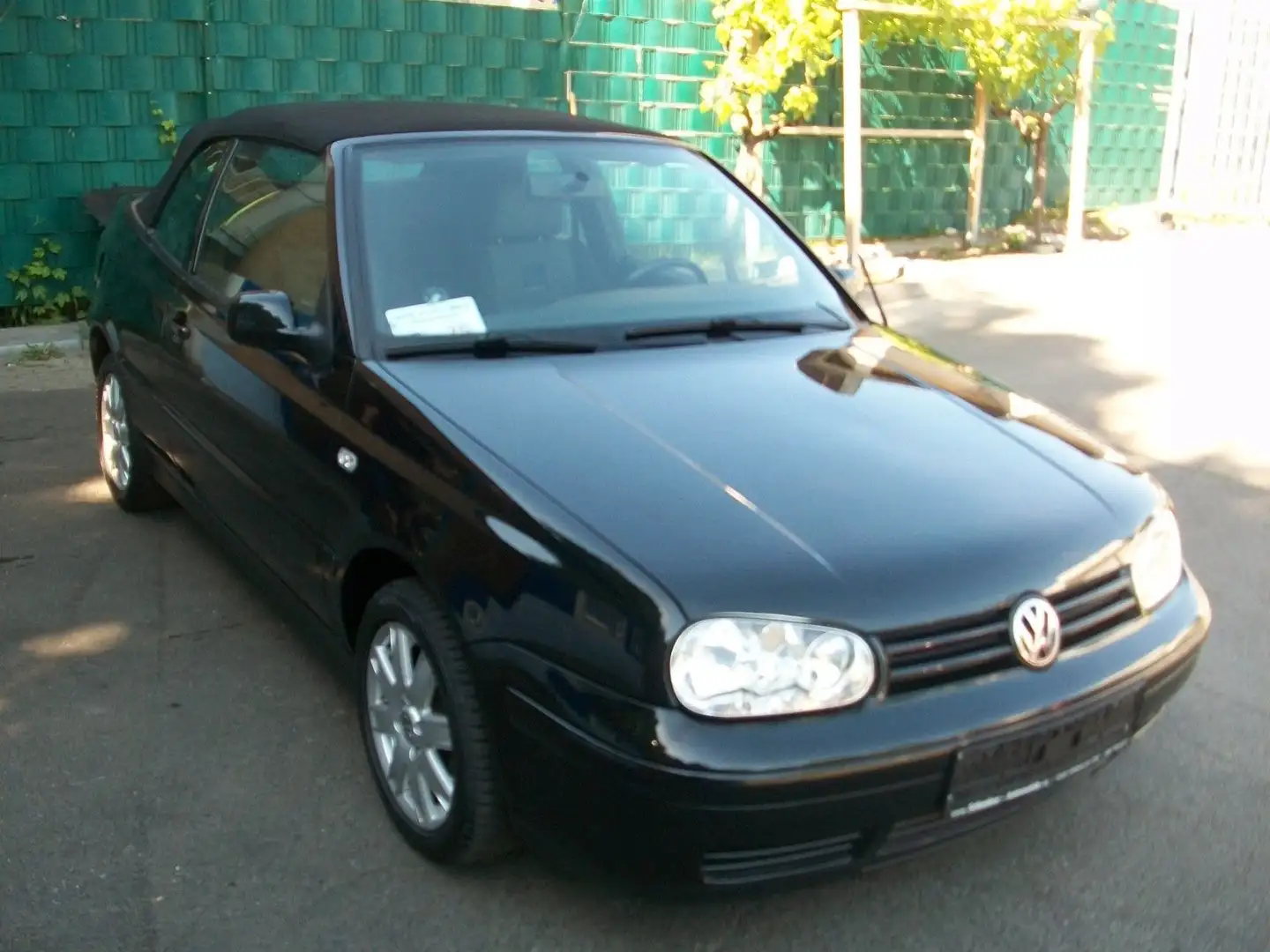 Volkswagen Golf 2.0 Cabriolet*5Gang*Klima*Euro4* Schwarz - 2
