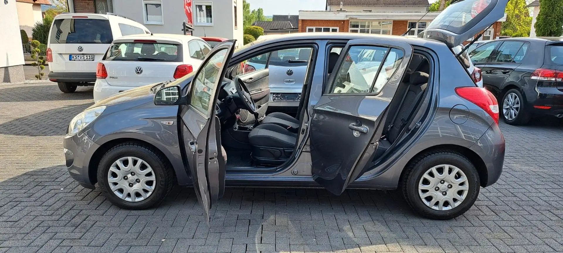 Hyundai i20 Comfort 5 Türig KLIMA  TÜV NEU Grigio - 1