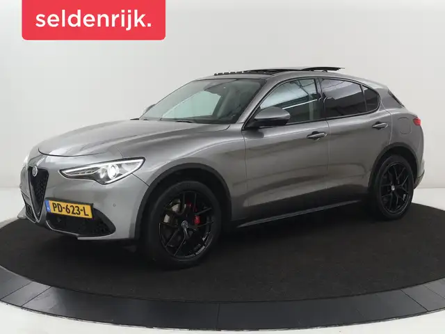 Alfa Romeo Stelvio 2.0 T AWD First Edition | Panoramadak | Adaptive c