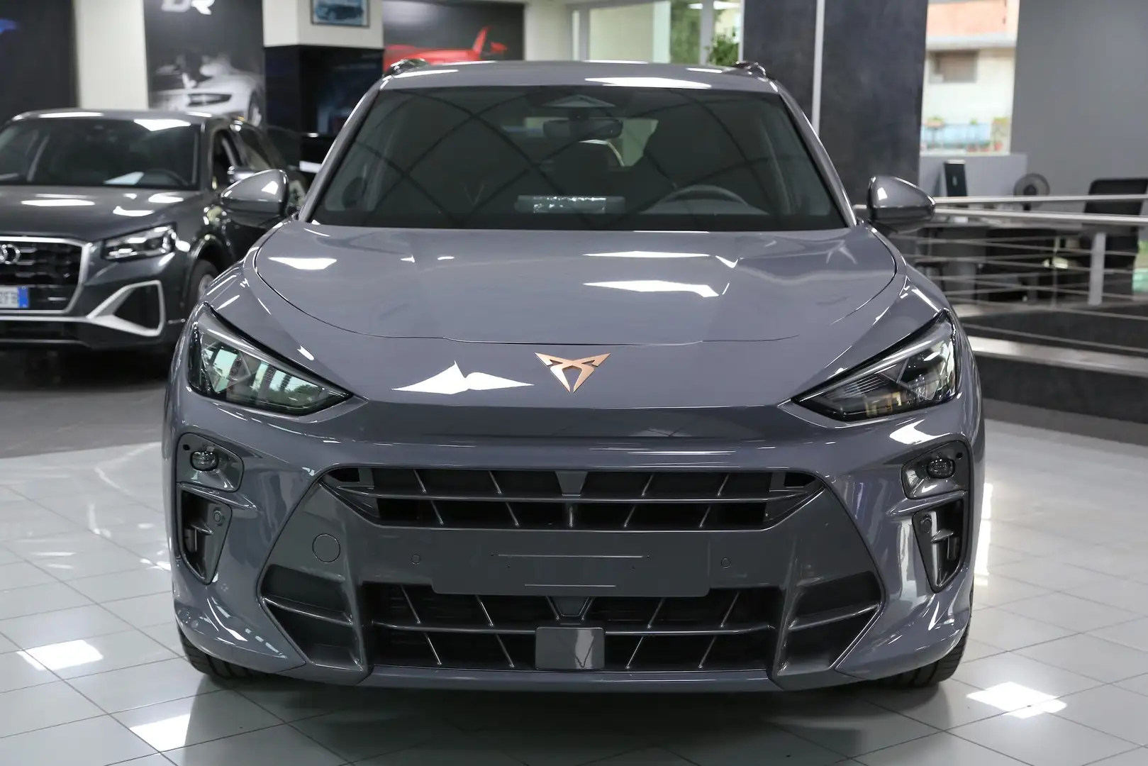 CUPRA Terramar 1.5 Hybrid DSG_KM0_2025 Gris - 2