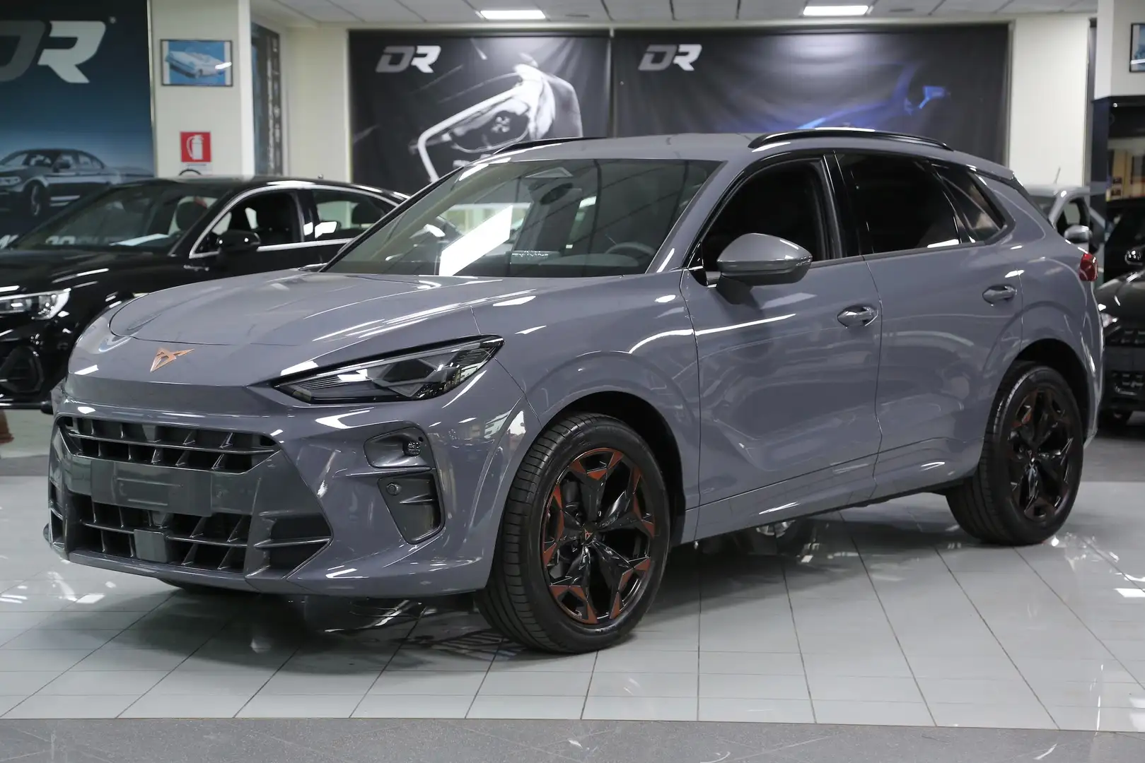 CUPRA Terramar 1.5 Hybrid DSG_KM0_2025 Gris - 1