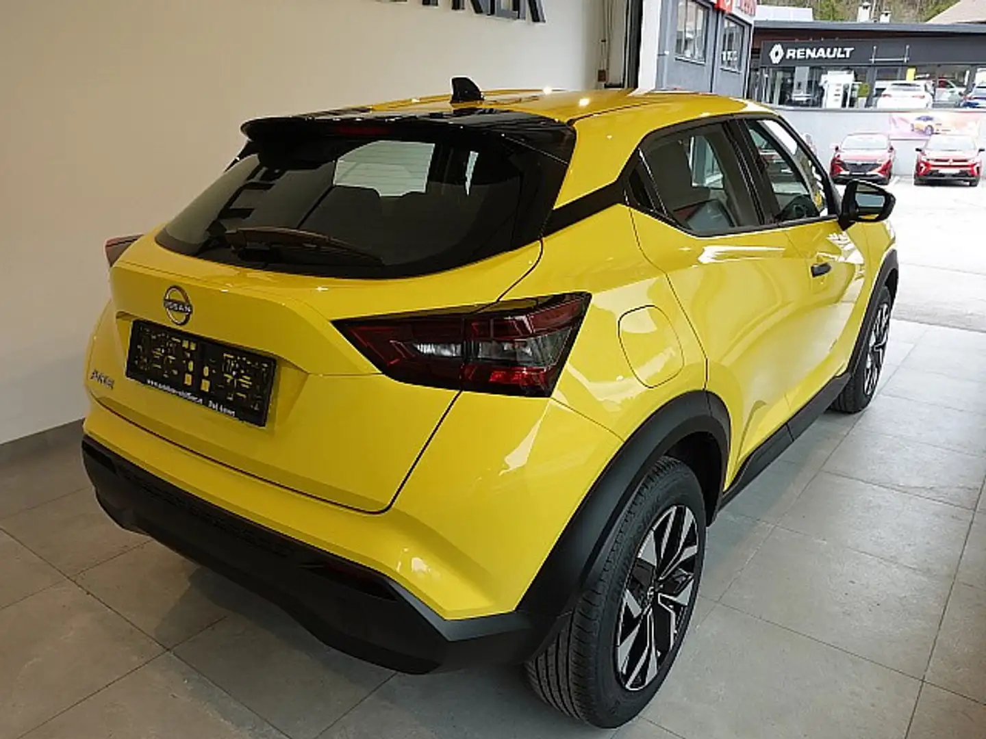 Nissan Juke 1,0 DIG-T Acenta+ DCT Gelb - 2