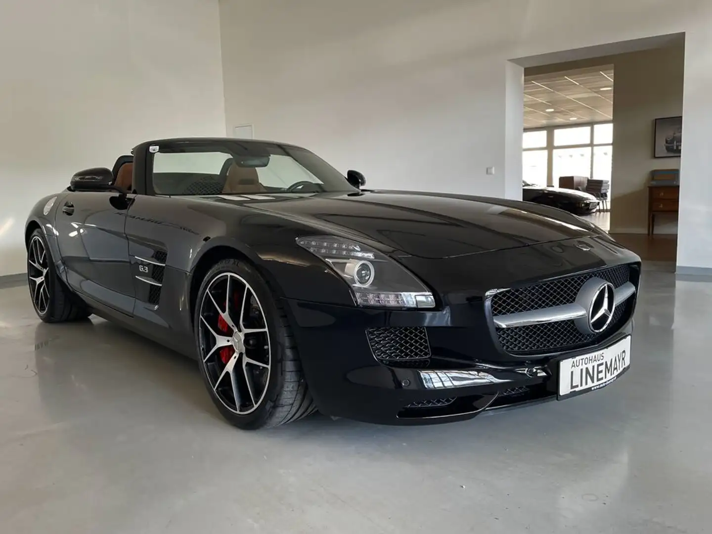 Mercedes-Benz SLS Roadster AMG 6,3 L Schwarz - 2