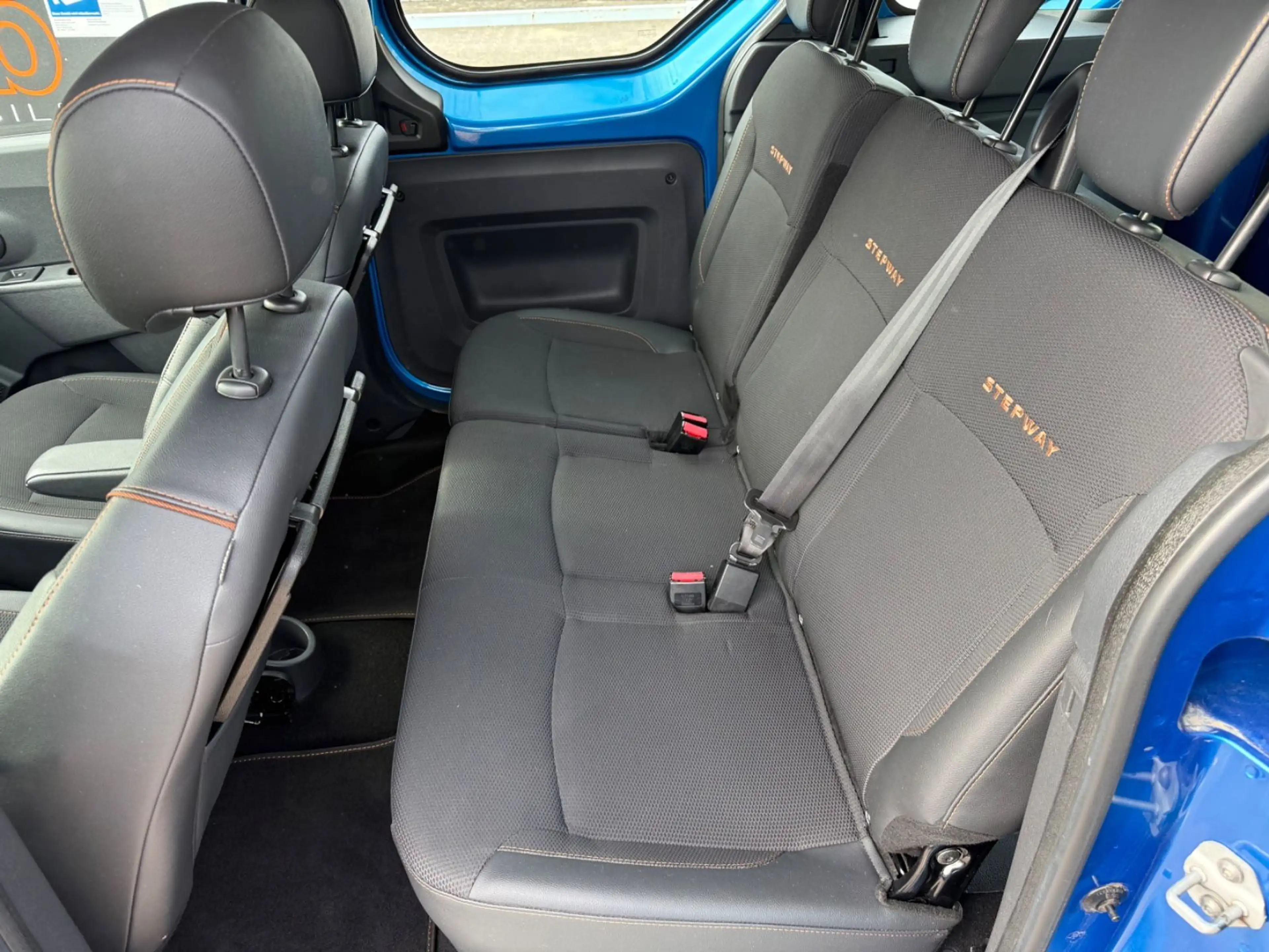 Dacia Dokker Stepway Celebration 1 Hand+ PDC+SITZHEIZU — photo 8