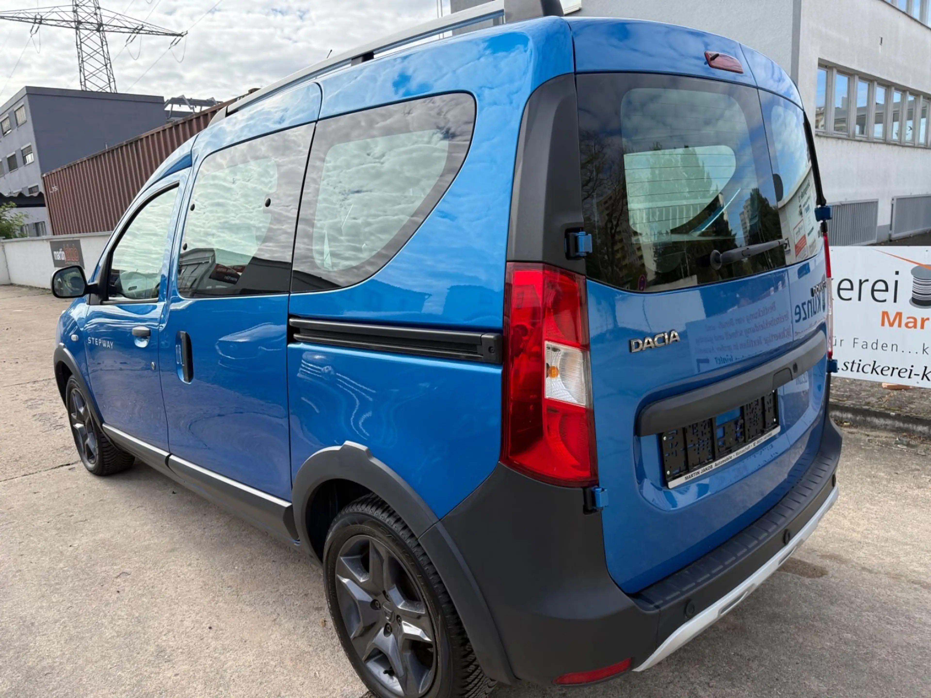 Dacia Dokker Stepway Celebration 1 Hand+ PDC+SITZHEIZU — photo 4