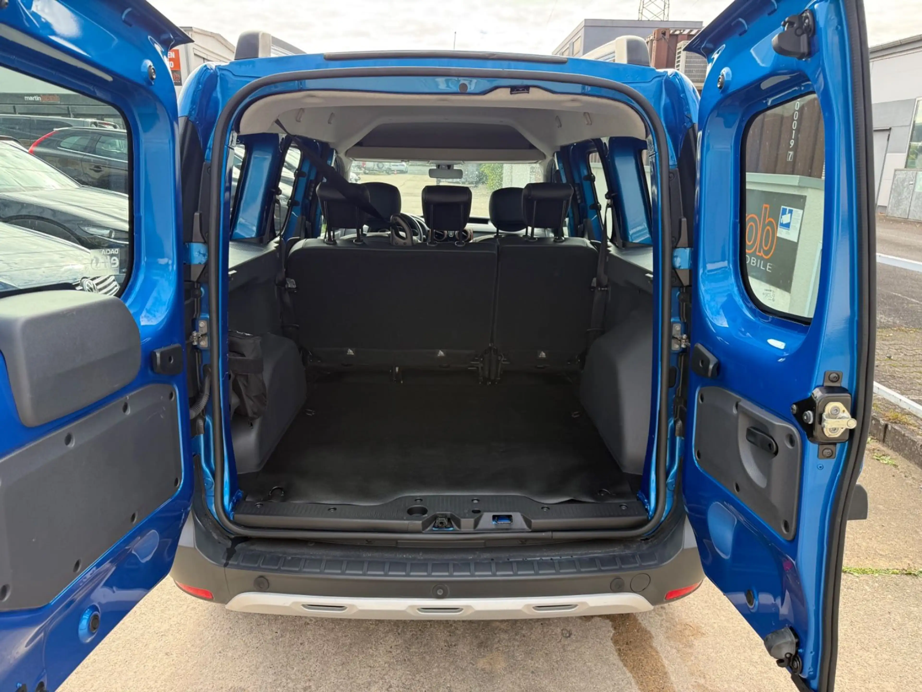 Dacia Dokker Stepway Celebration 1 Hand+ PDC+SITZHEIZU — photo 7