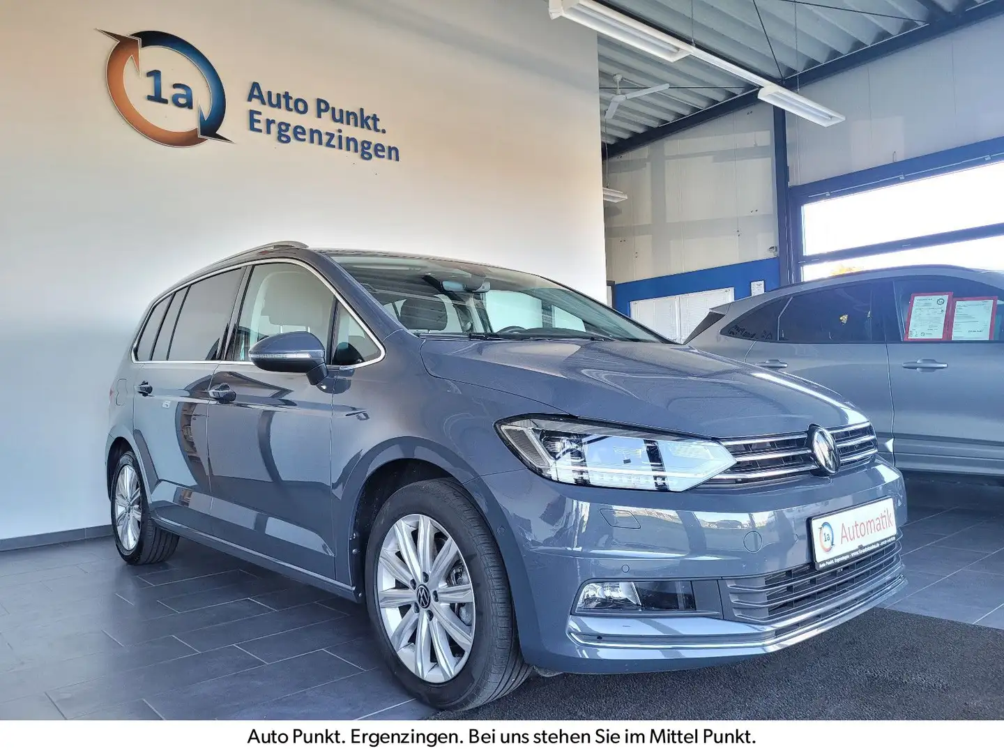 Volkswagen Touran TSI DSG Highline 7-Sitzer m. LED/RF-Kamer Grau - 1