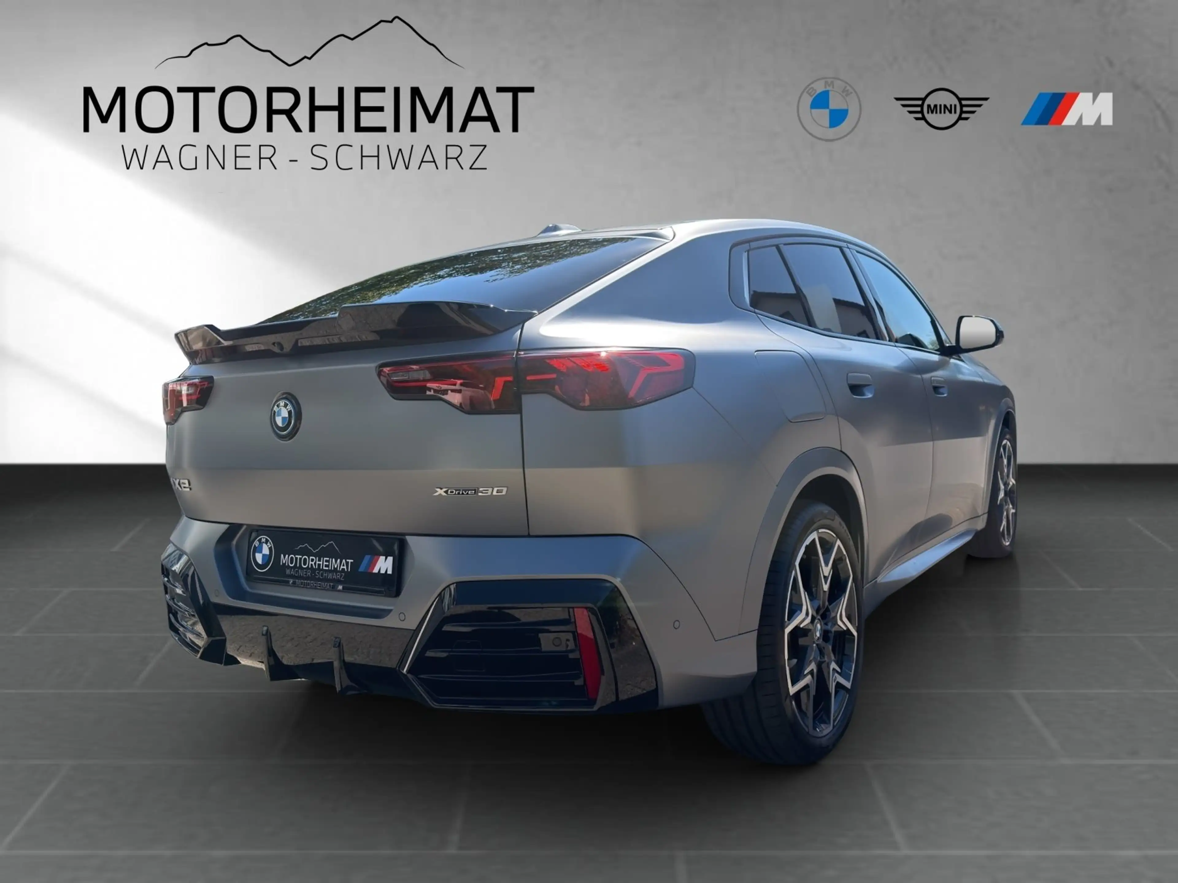 BMW iX2 xDrive30 — photo 7