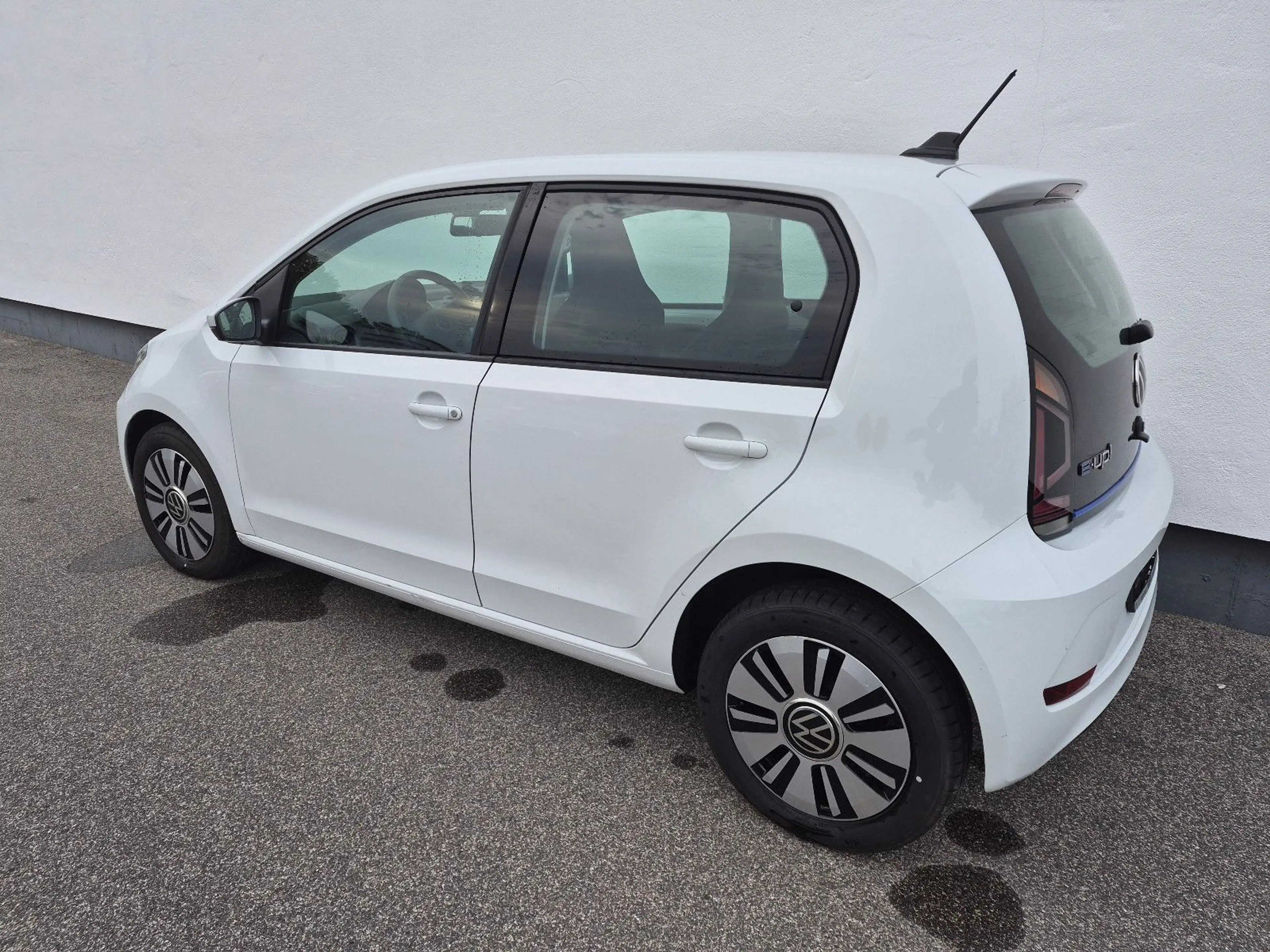 Volkswagen e-up! beh.Fronts/Sitzhz/Bluet./Regens/Alu/Climat — photo 4