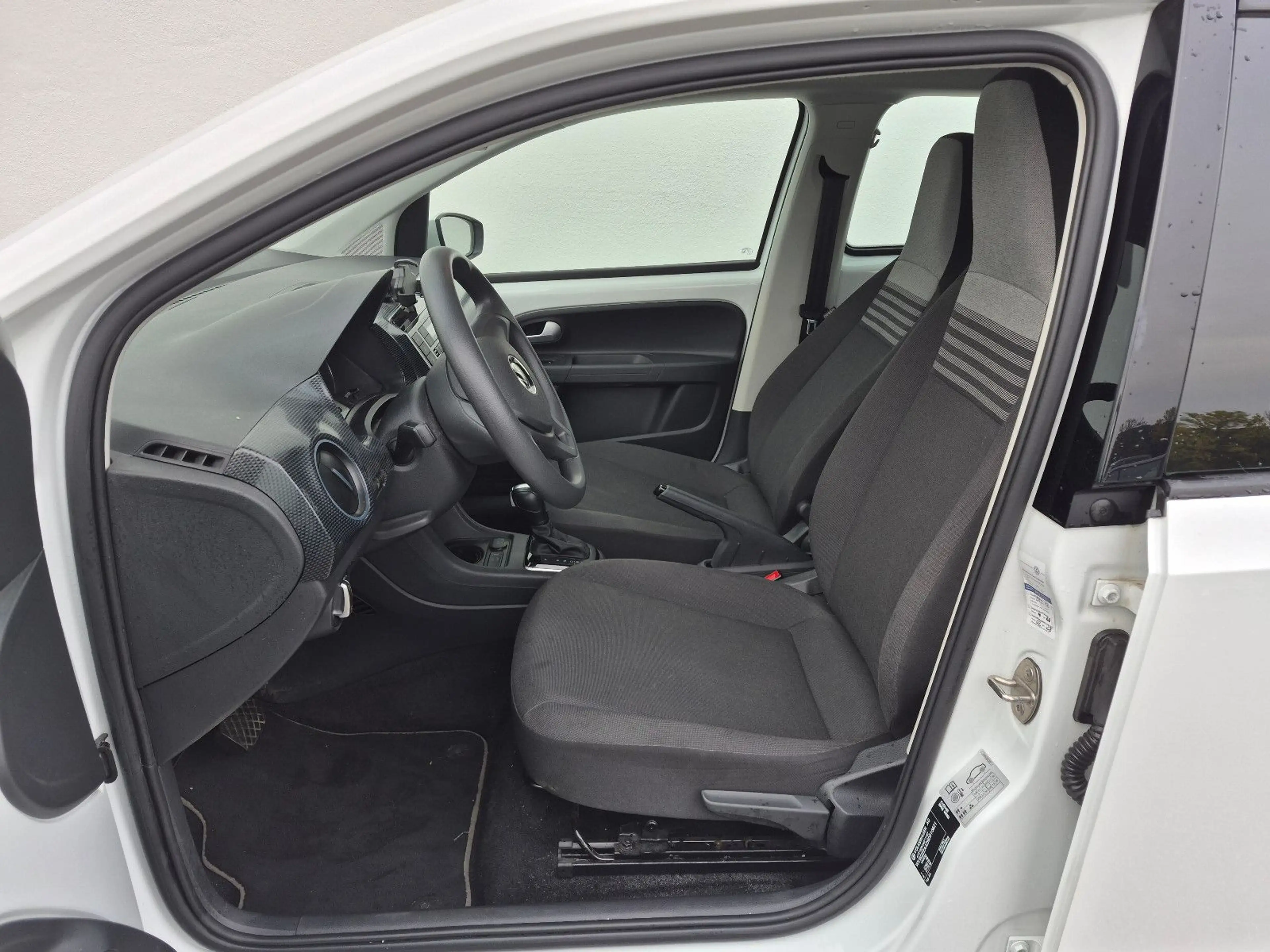 Volkswagen e-up! beh.Fronts/Sitzhz/Bluet./Regens/Alu/Climat — photo 7