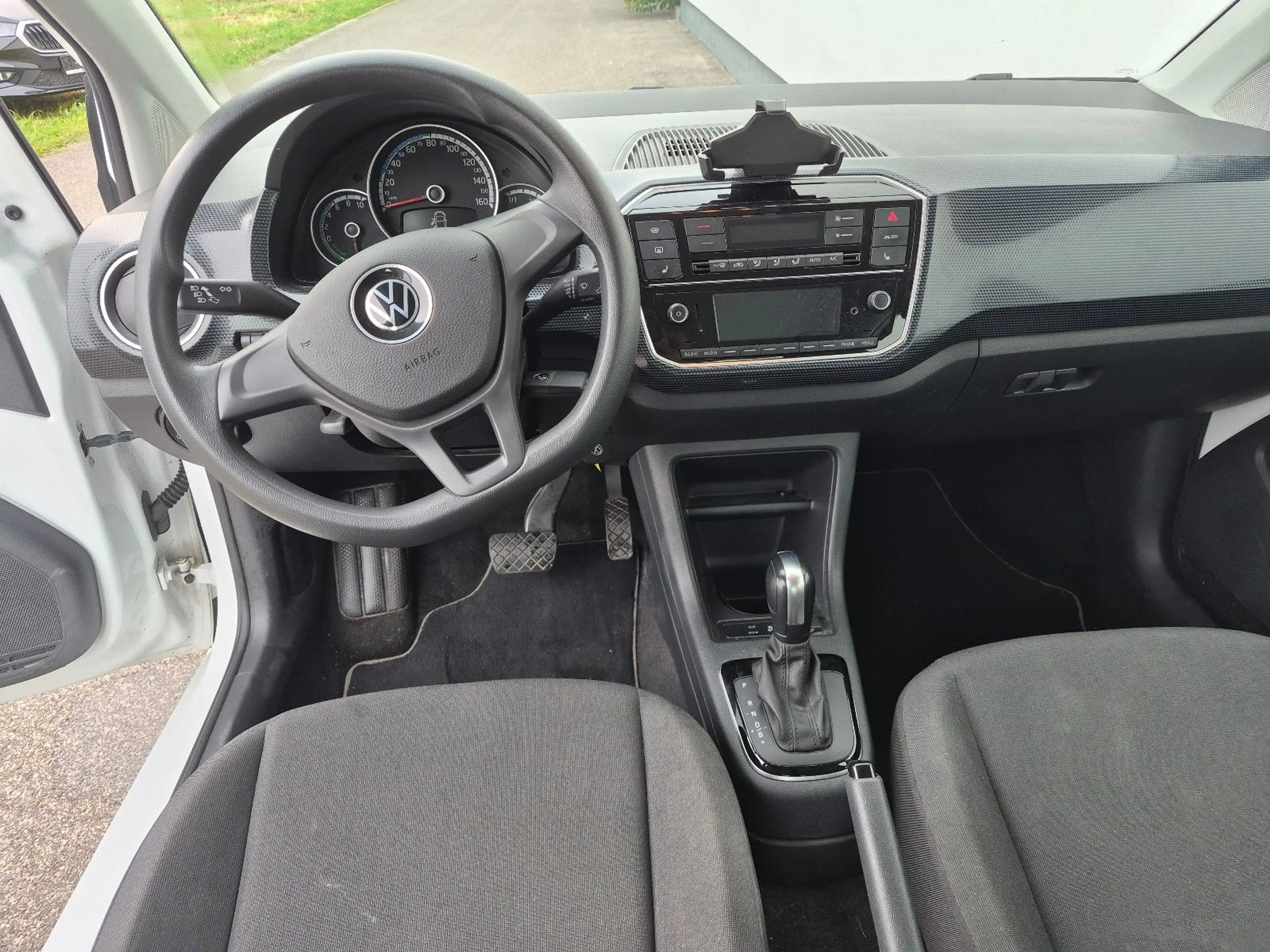 Volkswagen e-up! beh.Fronts/Sitzhz/Bluet./Regens/Alu/Climat — photo 6