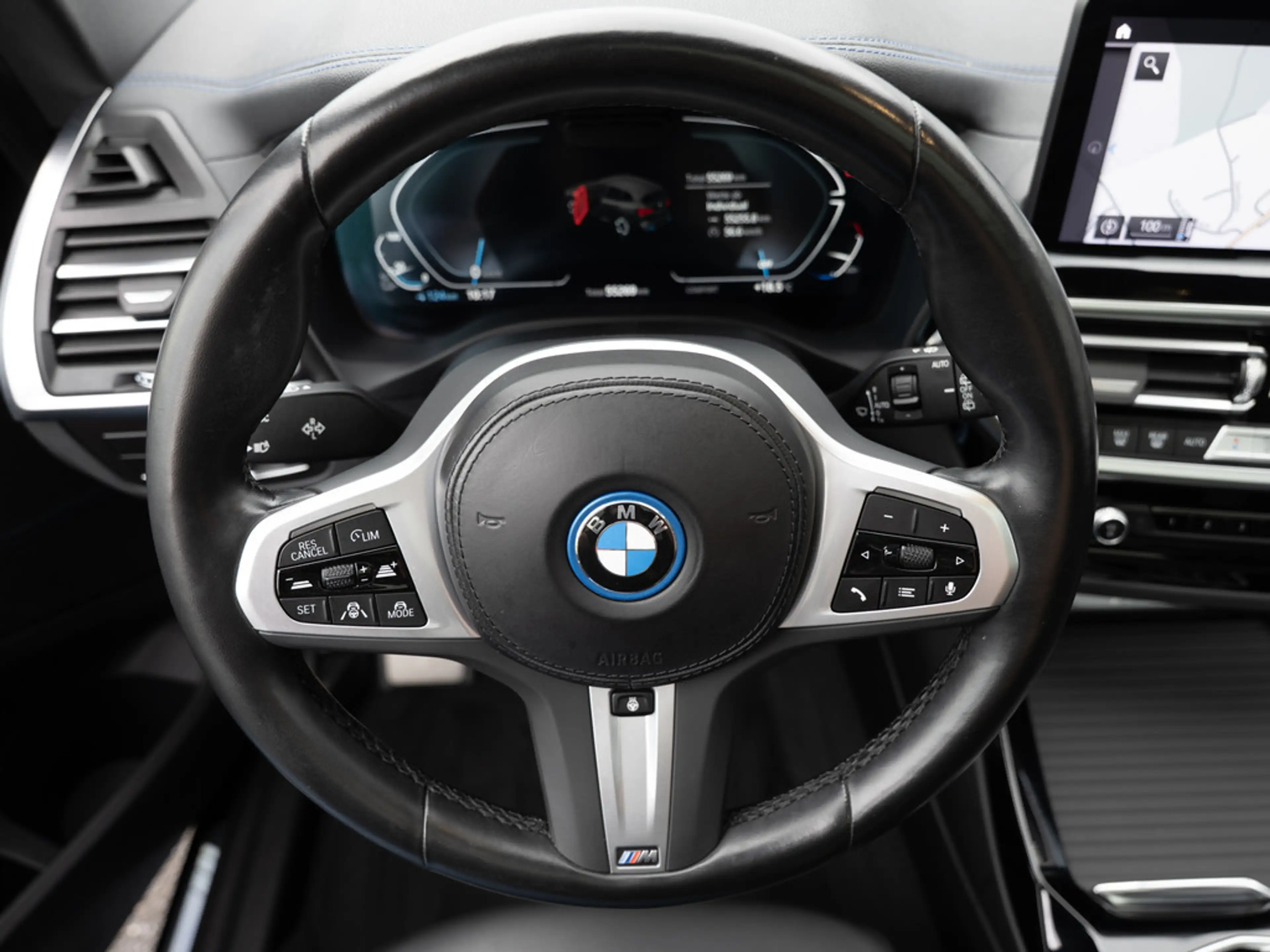 BMW iX3 Impressive FACEL. PANO AHK HUD 360° LASER — photo 5