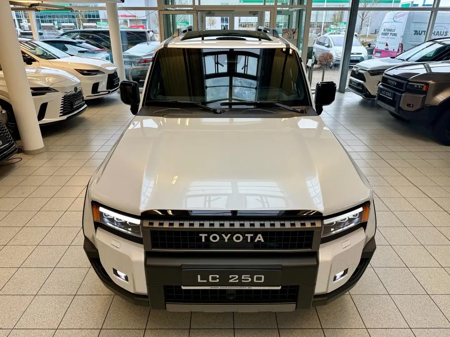 Toyota Land Cruiser 250 - LOUNGE-MILD HYBRID-PANORAMA-HEAD UP Blanc - 1