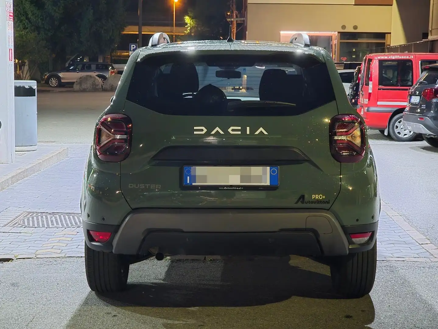 Dacia Duster Duster II 2023 restyling 1.0 tce Journey 4x2 90cv Verde - 2