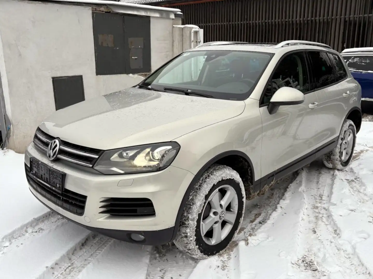 Volkswagen Touareg V6 TDI 4Motion Autom. 239PS Super Ausstattung Silber - 1