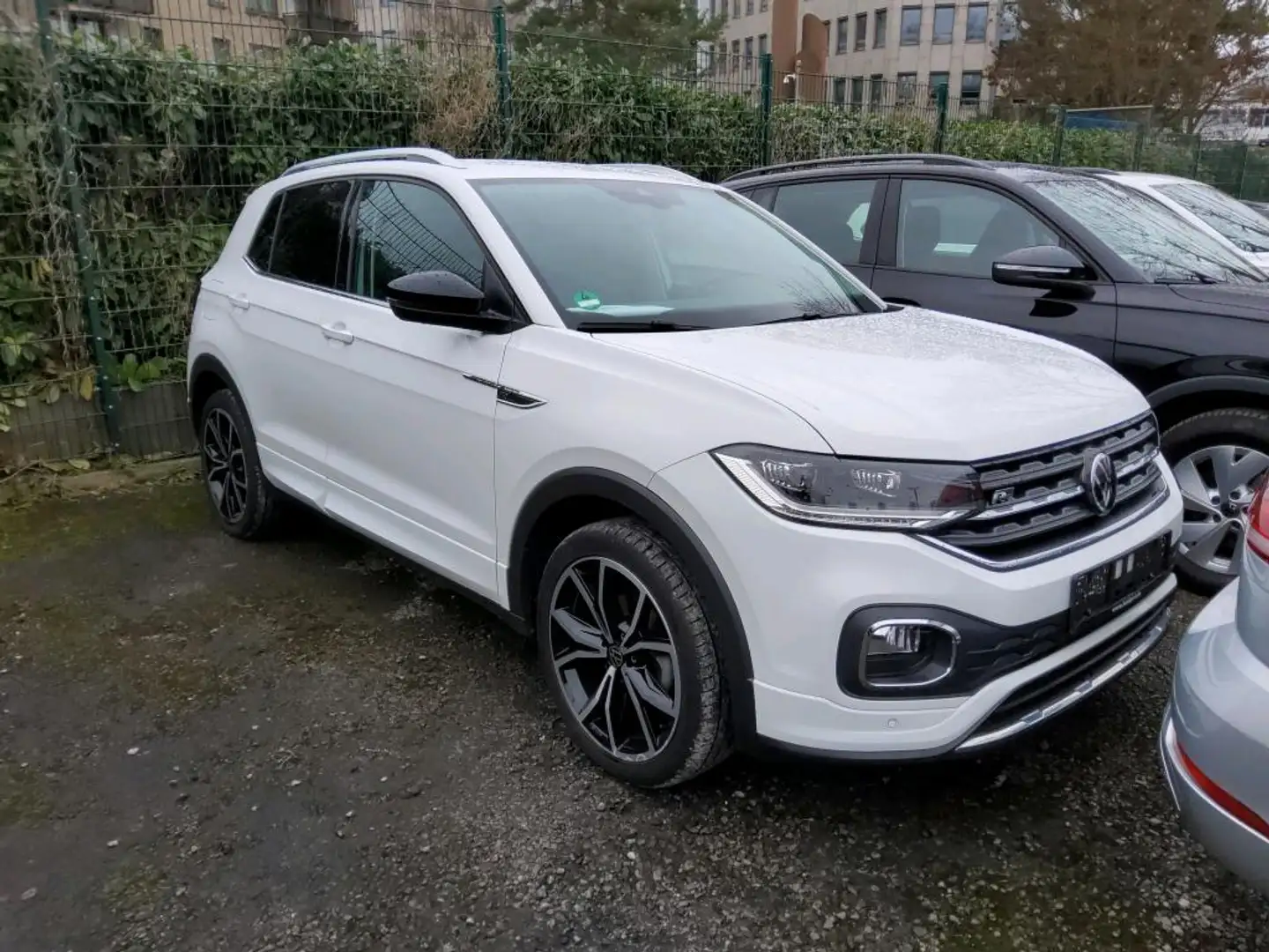 Volkswagen T-Cross R-Line 1.0 TSI DSG NAVI KAMERA LED ACC ALU APS SITZHEIZUNG CLIMATRONIC Weiß - 2