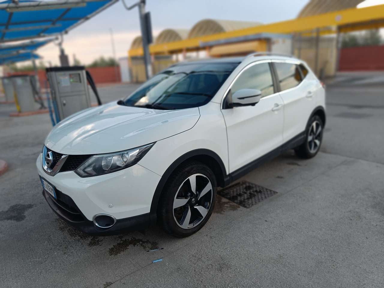 Nissan Qashqai 1.5 dci Tekna 110cv 2017 unico proprietario