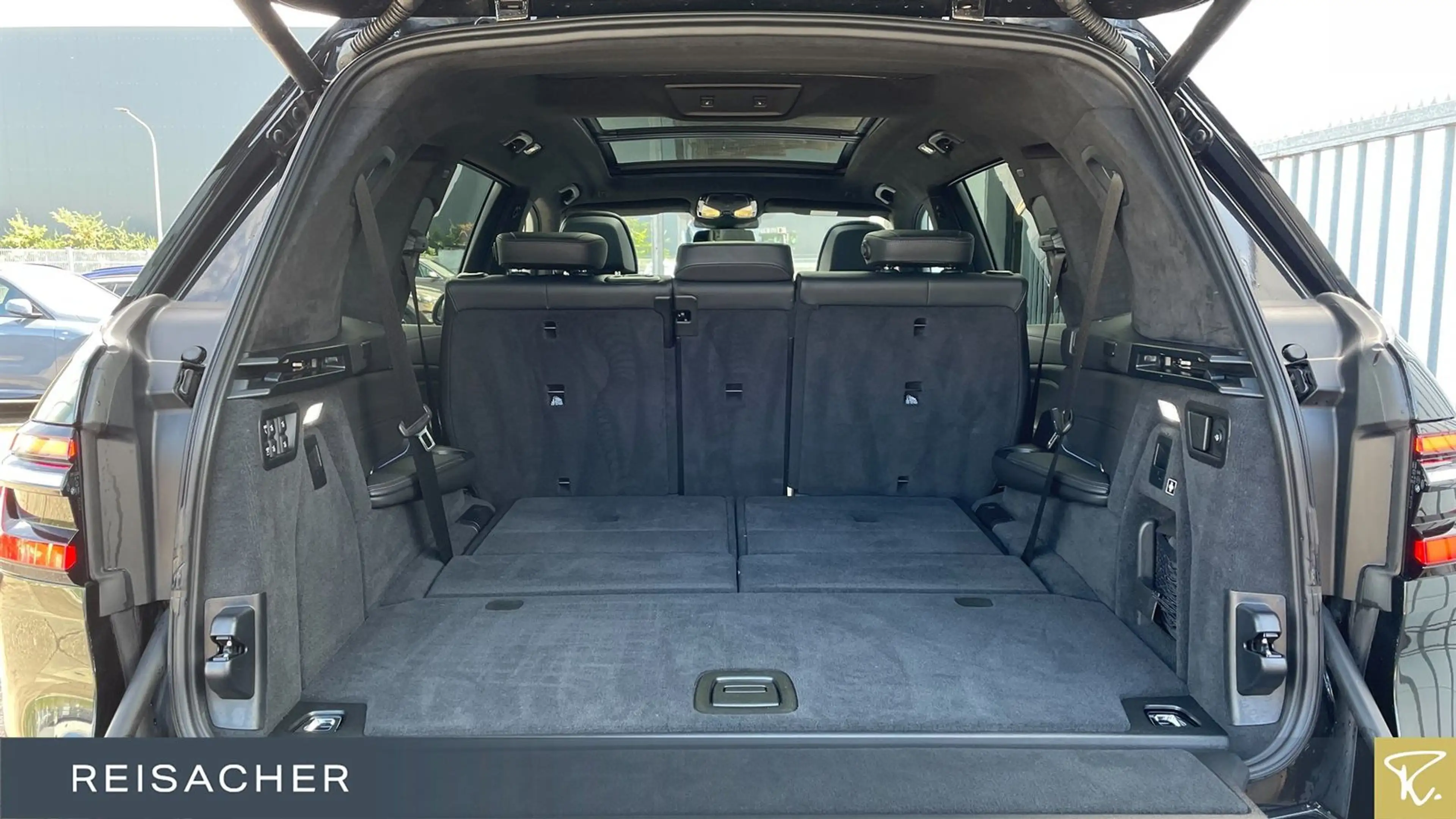 BMW X7 xDrive40d A M-Sport,SkyLou,AHK,Pano,Leder,A — photo 10