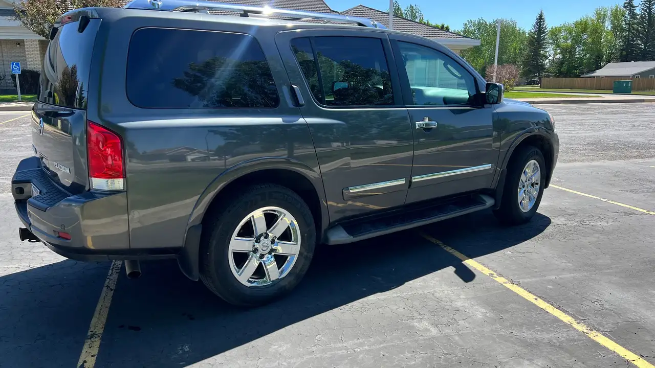 Nissan Armada снимка Nissan Armada