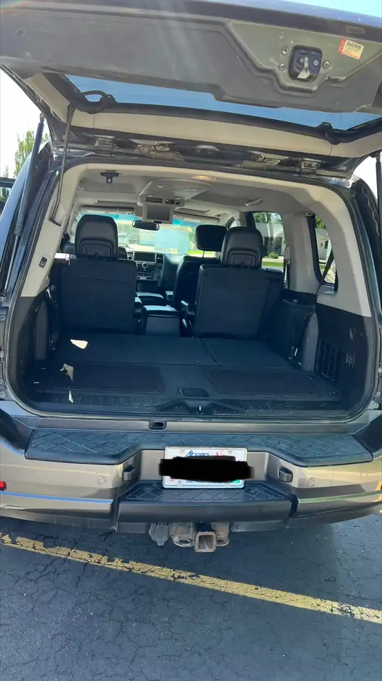 Nissan Armada снимка Nissan Armada
