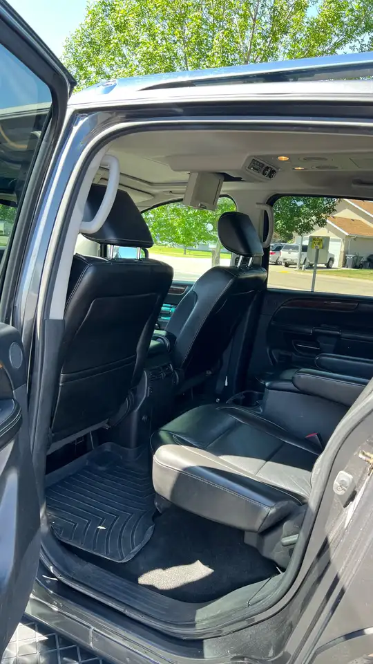 Nissan Armada снимка Nissan Armada
