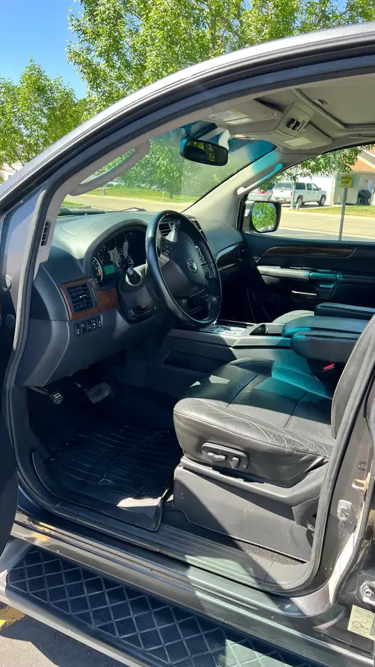 Nissan Armada снимка Nissan Armada
