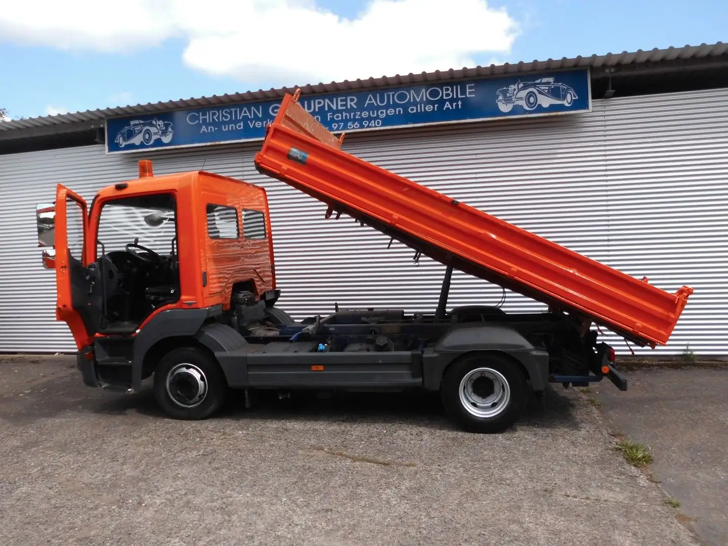 Mercedes-Benz Atego 818 D Orange - 2