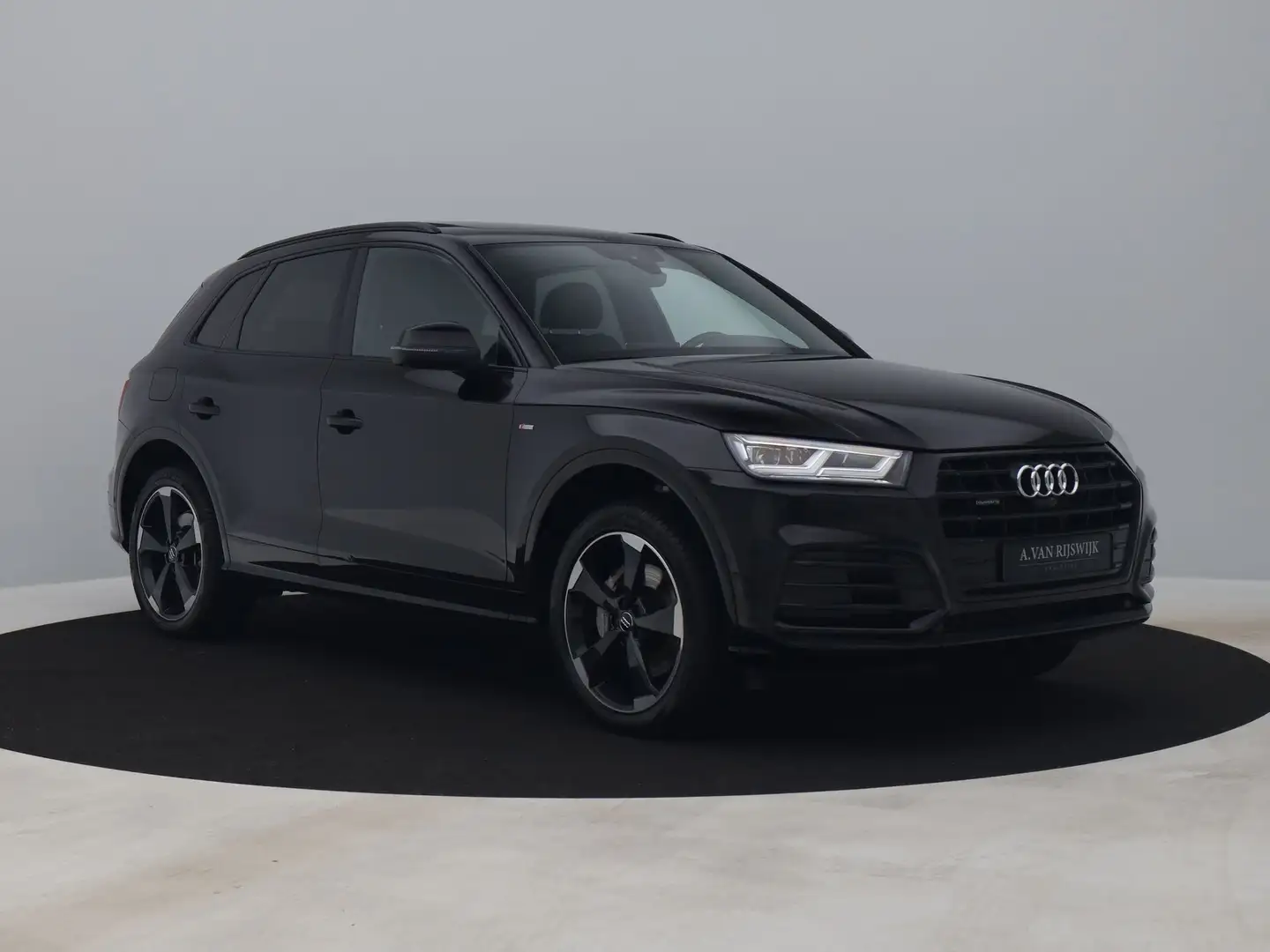 Audi Q5 50 TFSI e quattro S edition | PANO | CAMERA | KEYL Zwart - 2