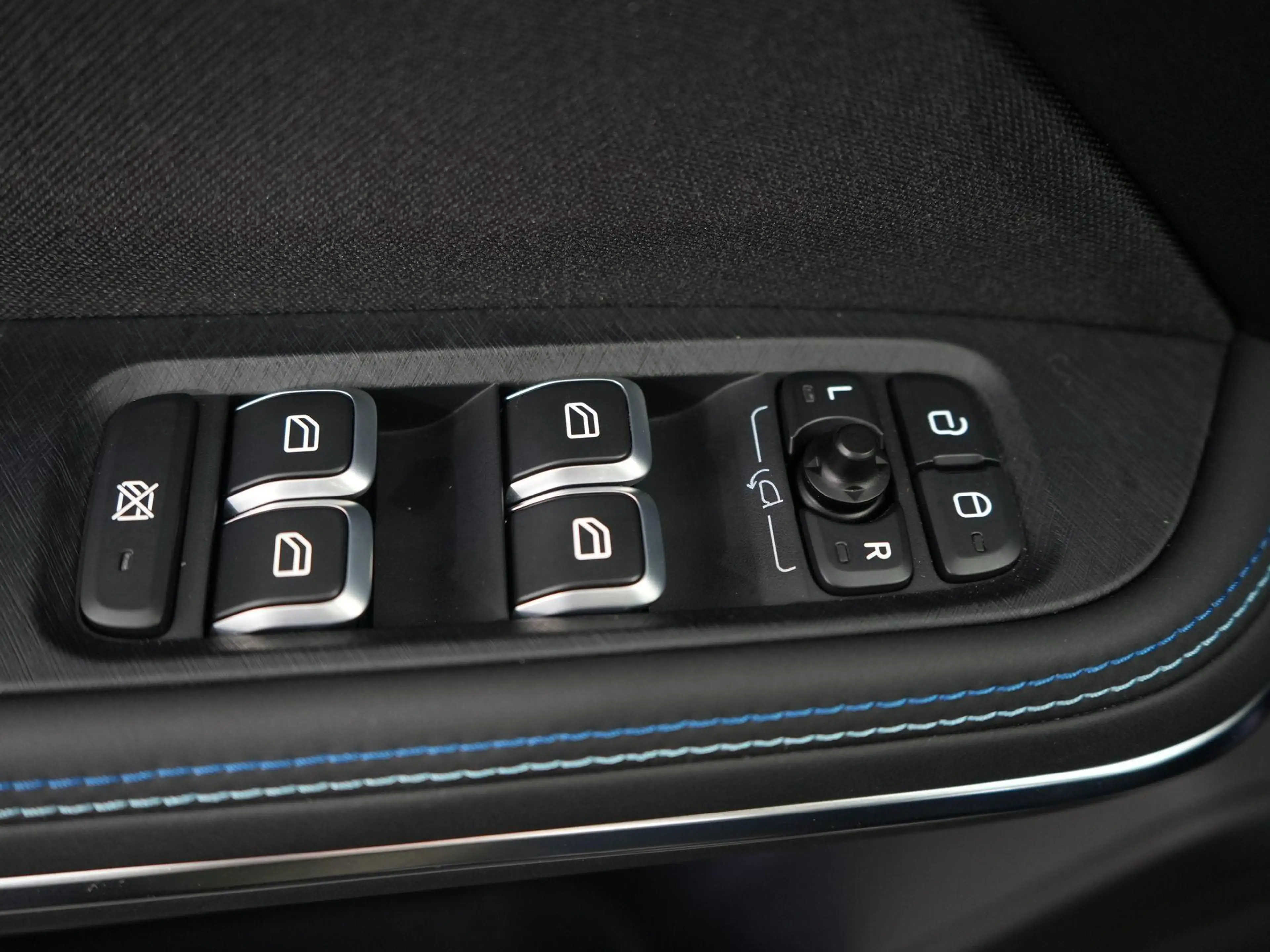 Lynk & Co 01 1.5 | Zwarte hemel | Pano | ACC | 360 Camera | Car — photo 24