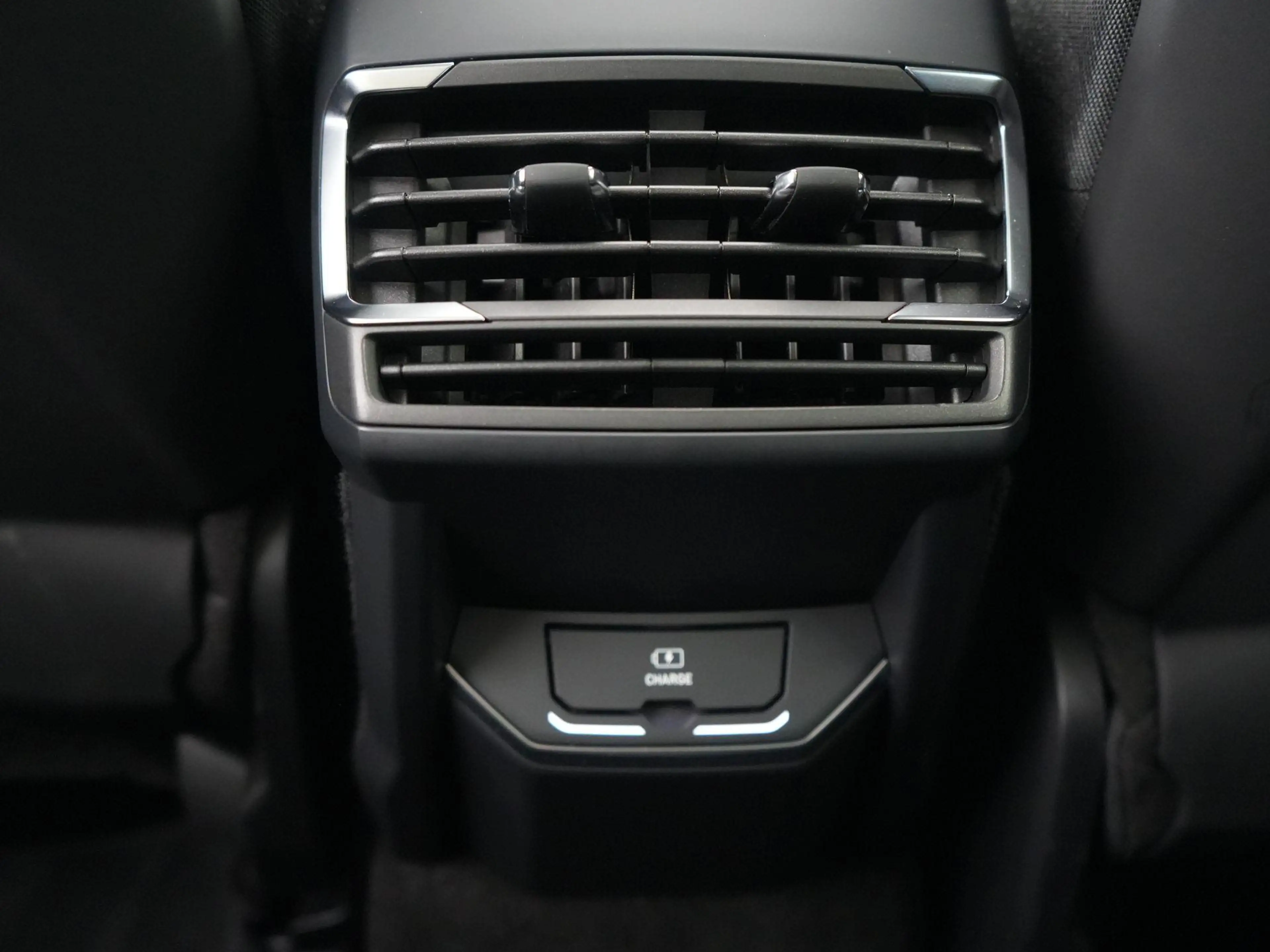 Lynk & Co 01 1.5 | Zwarte hemel | Pano | ACC | 360 Camera | Car — photo 29