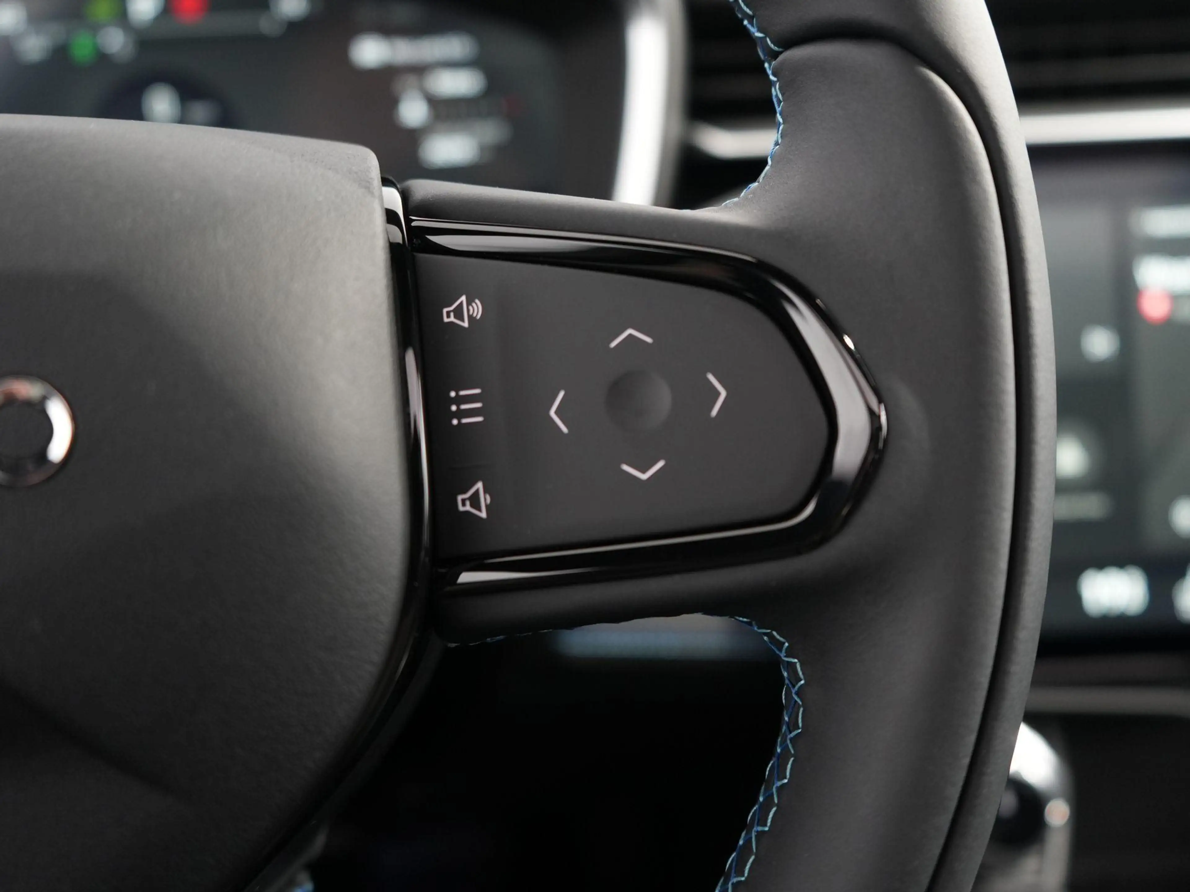 Lynk & Co 01 1.5 | Zwarte hemel | Pano | ACC | 360 Camera | Car — photo 19