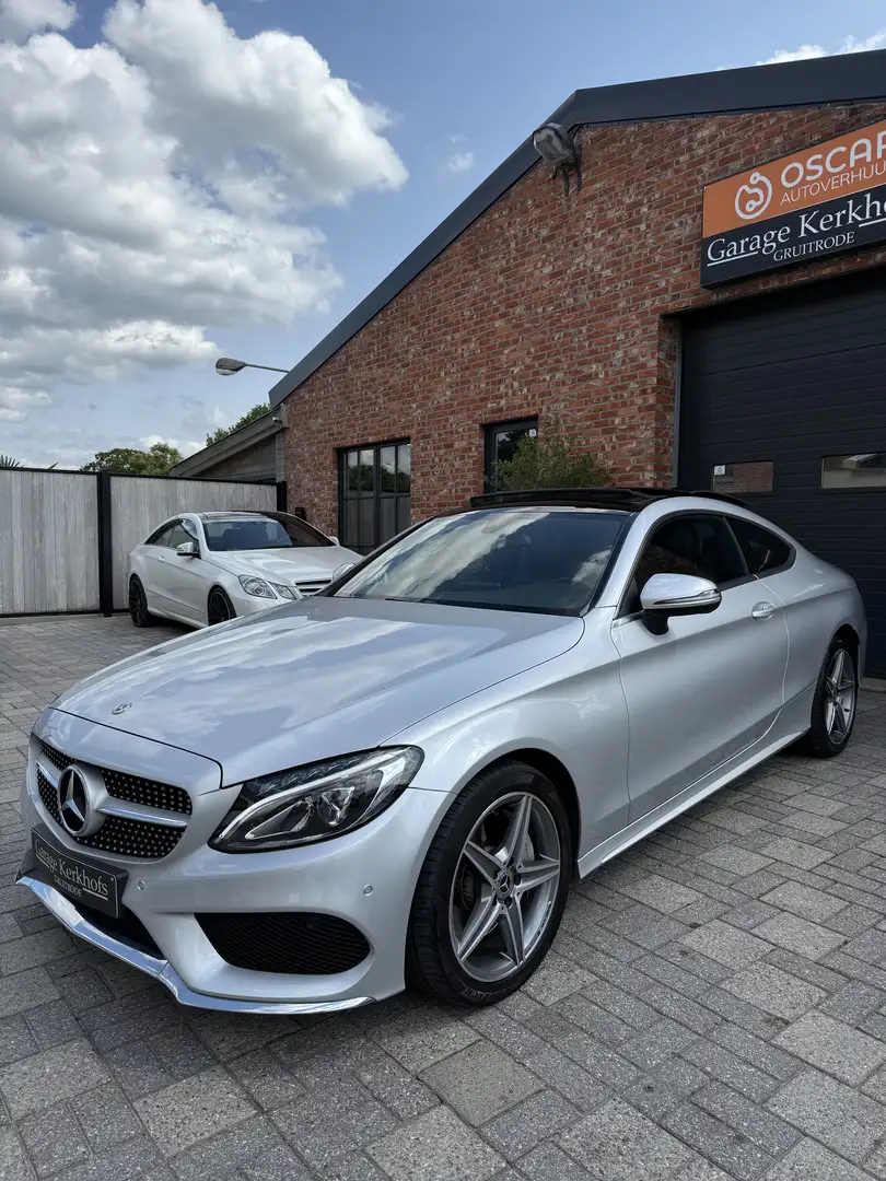 Mercedes-Benz C 250 C 250 d Coupe 4Matic 9G-TRONIC AMG Line Zilver - 2