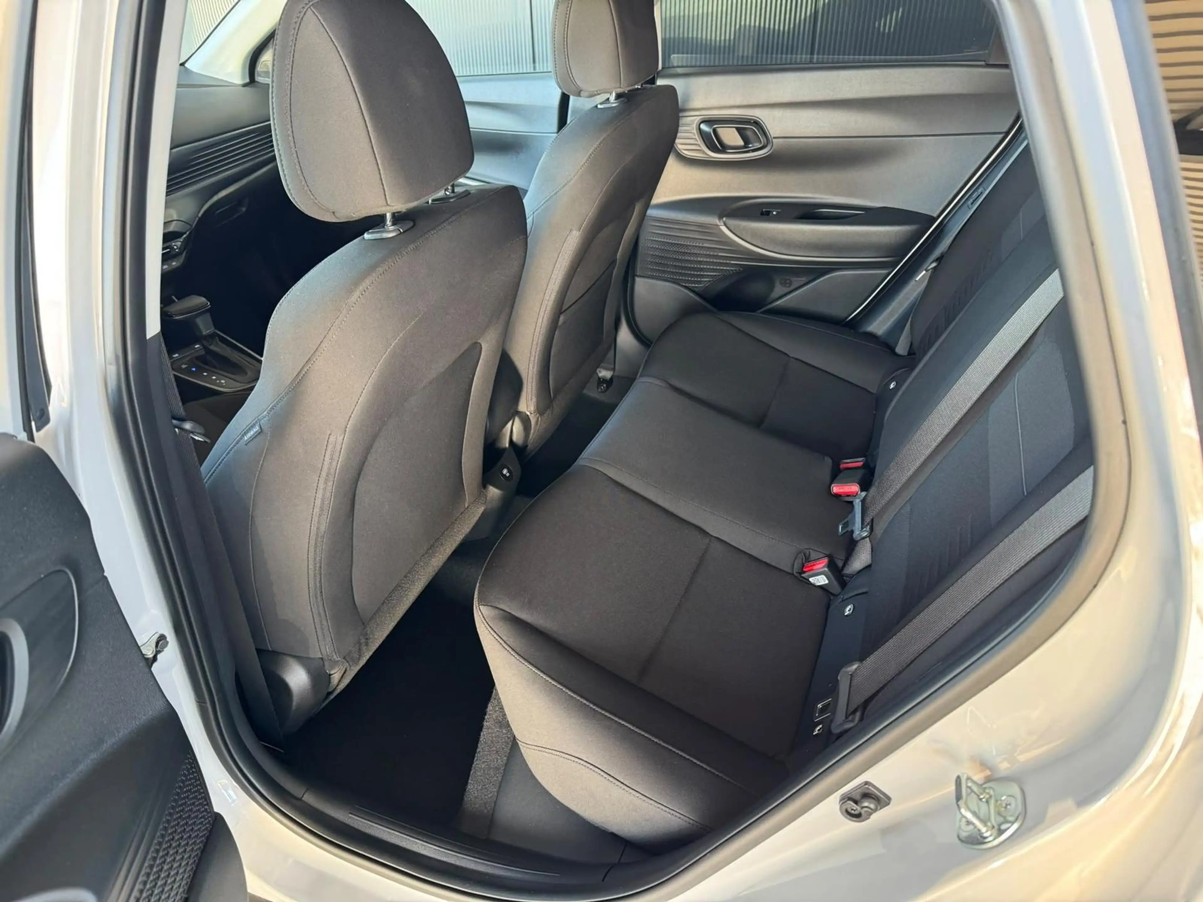 Hyundai BAYON Comfort Plus 1.0 T-GDI 7-DCT AT / Tempomat Kame... — photo 6