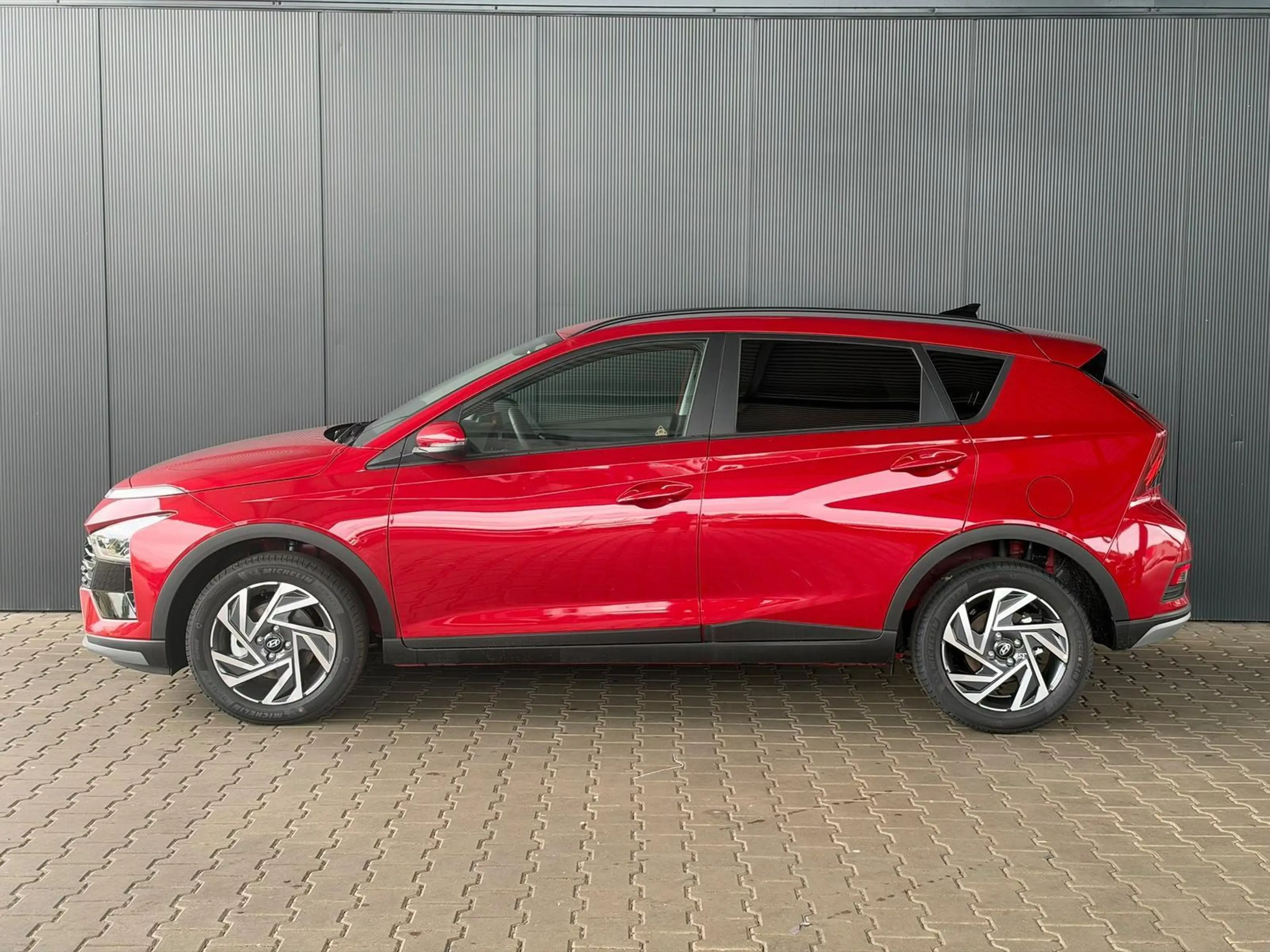 Hyundai BAYON Comfort Plus 1.0 T-GDI 7-DCT AT / Tempomat Kame... — photo 2