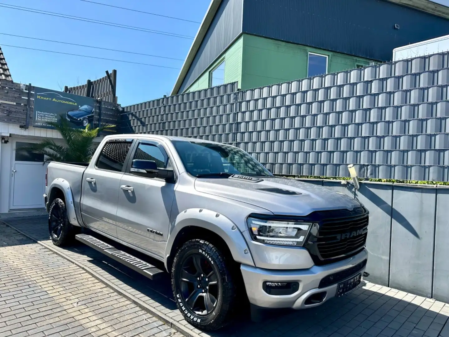 Dodge RAM 5,7 V8 HEMI-WIDEBODY/EXTREM/12 ZOLL  RADIO Silber - 1