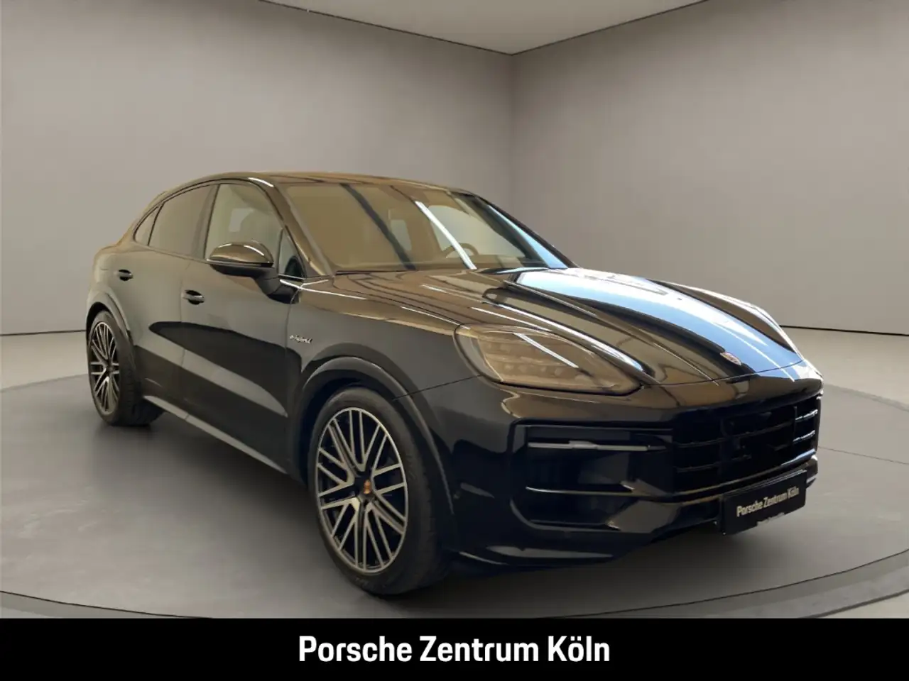 Porsche Cayenne E-Hybrid Coupe InnoDrive LED-Matrix BOSE 7