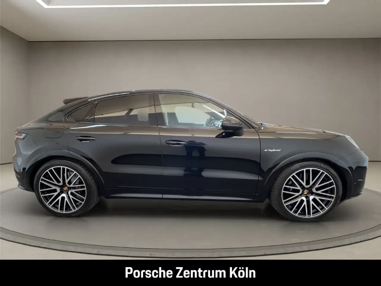 Porsche Cayenne E-Hybrid Coupe InnoDrive LED-Matrix BOSE 6