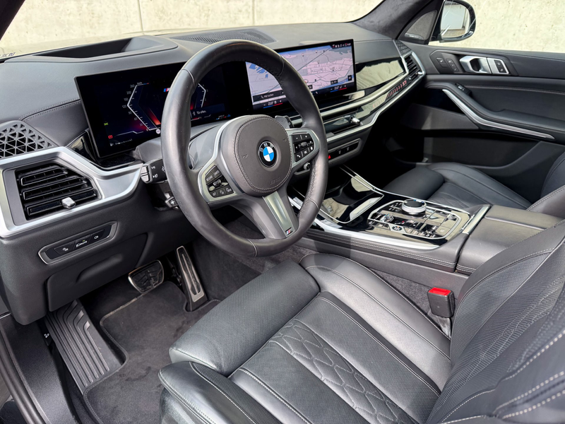 BMW X7 xDrive40d — photo 8