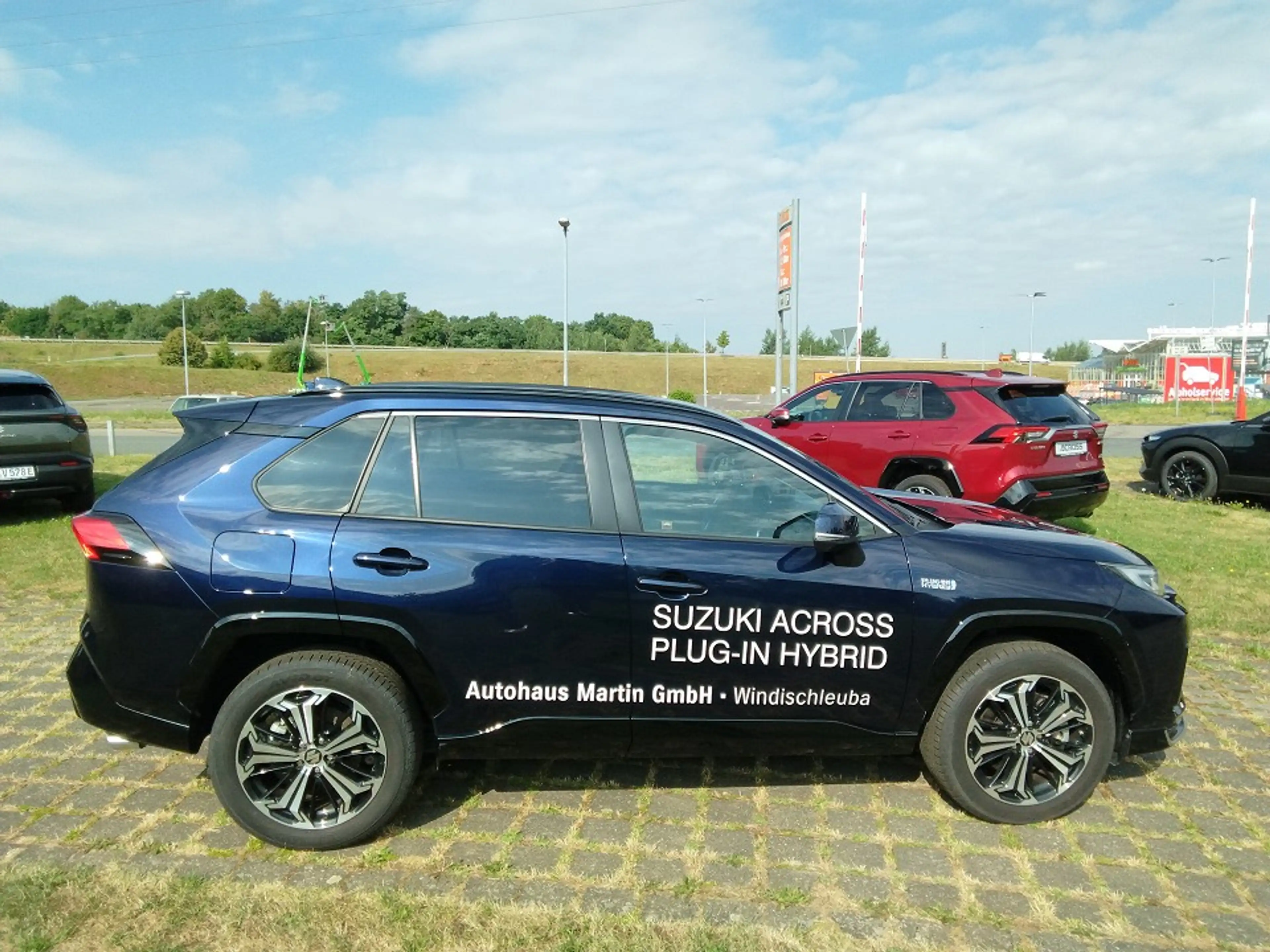 Suzuki Across PLUG-IN HYBRID Comfort+ — photo 5