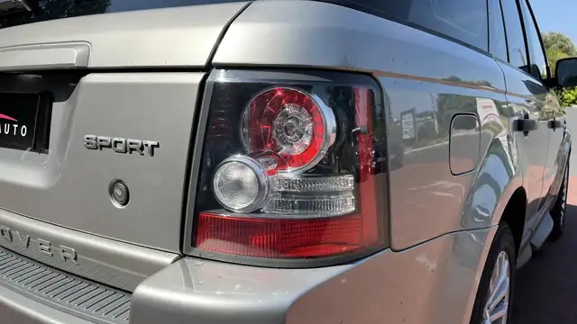 Land Rover Range Rover Sport view 11