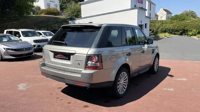 Land Rover Range Rover Sport view 5