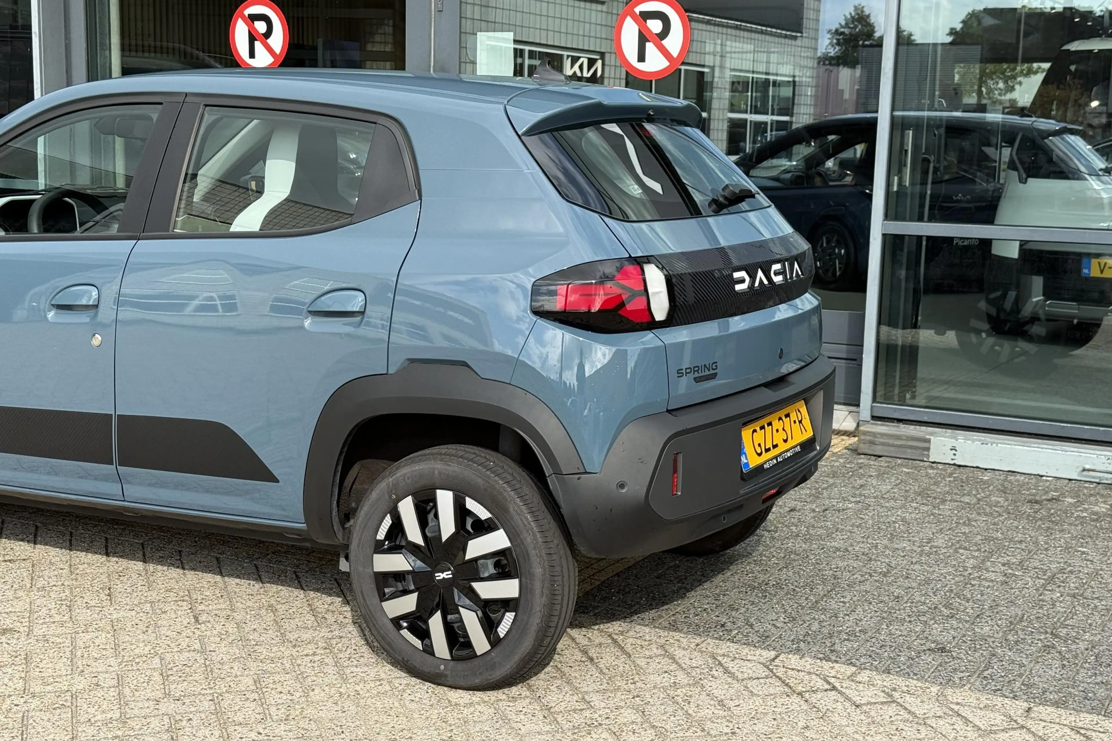 Dacia Spring Expression 65 26.8 kWh | Parkeersensoren | Cruise — photo 10