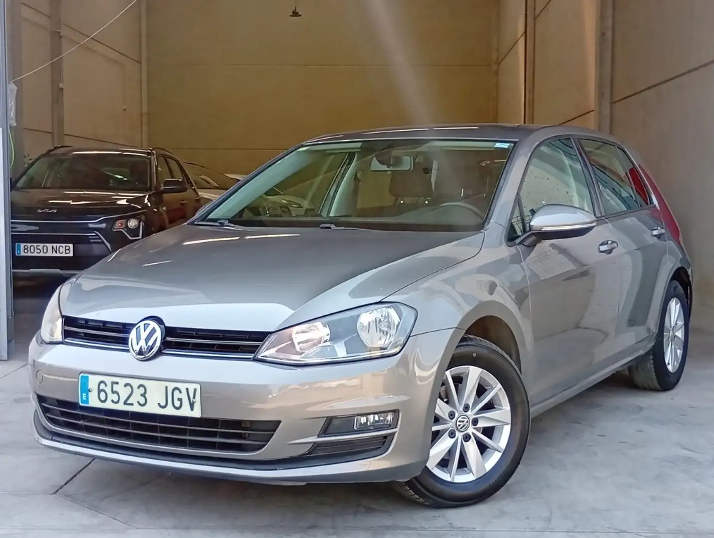 Volkswagen Golf 1.6TDI CR BMT Advance 105 Gris - 1